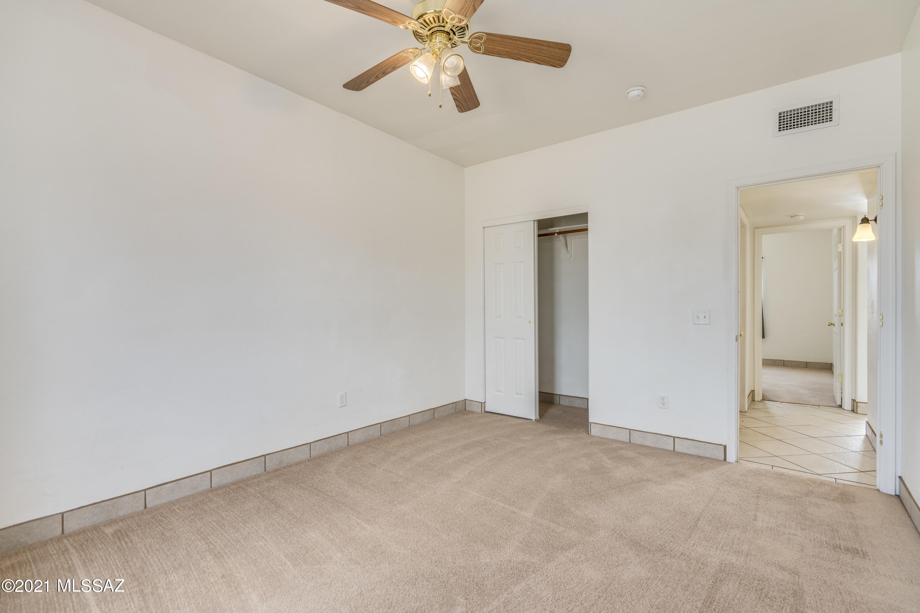 Mescal Lakes - Residential