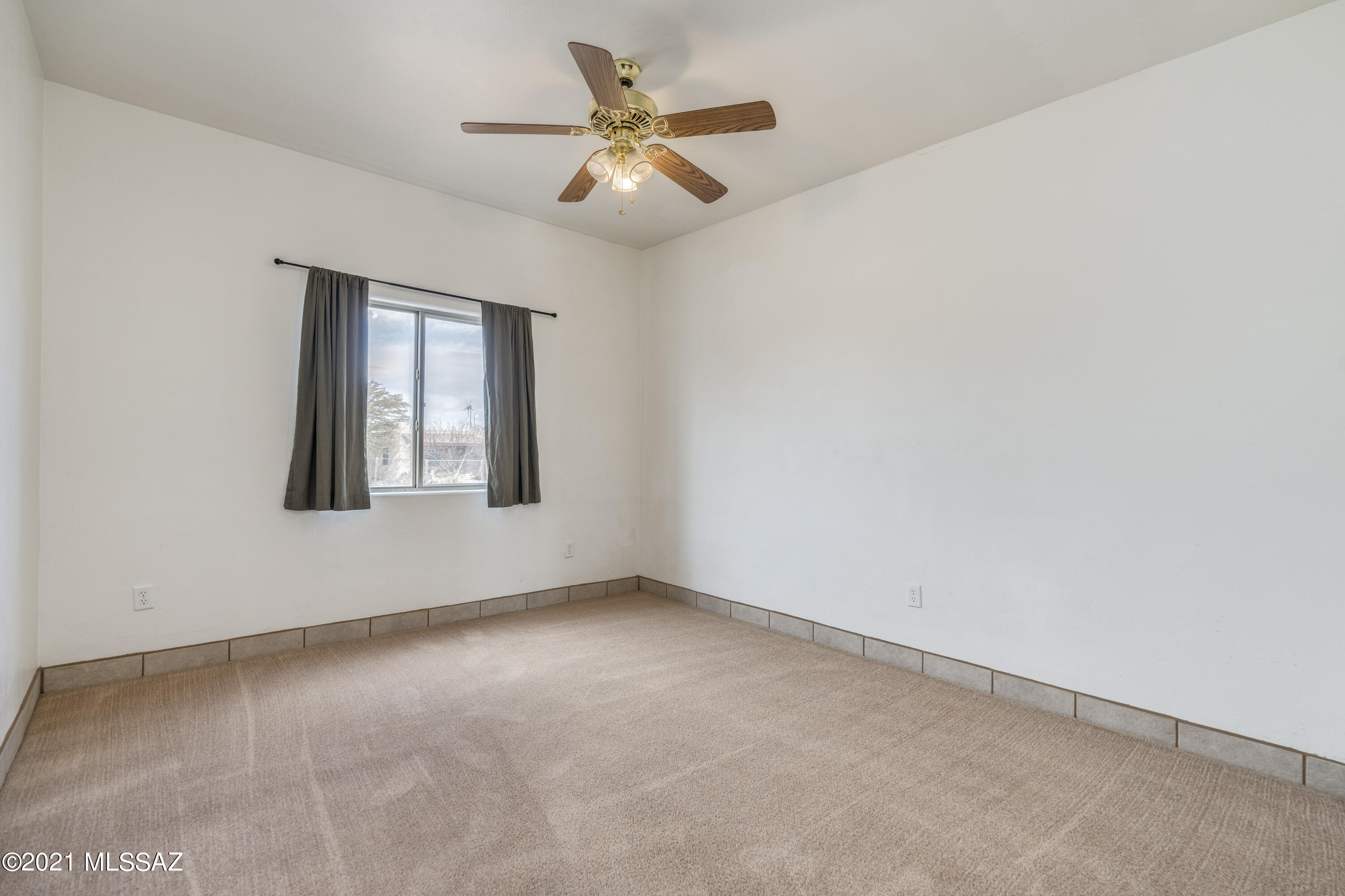 Mescal Lakes - Residential
