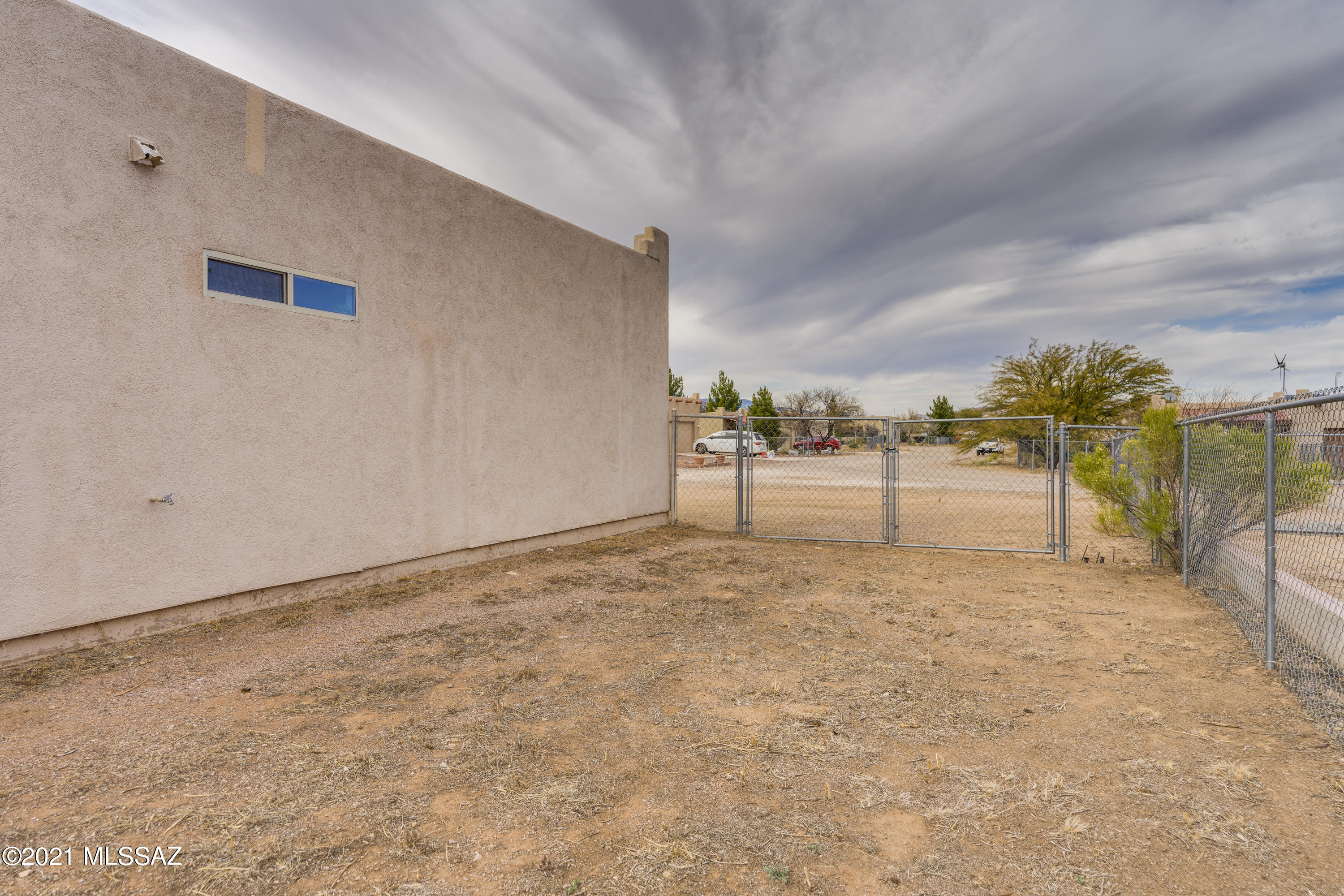 Mescal Lakes - Residential