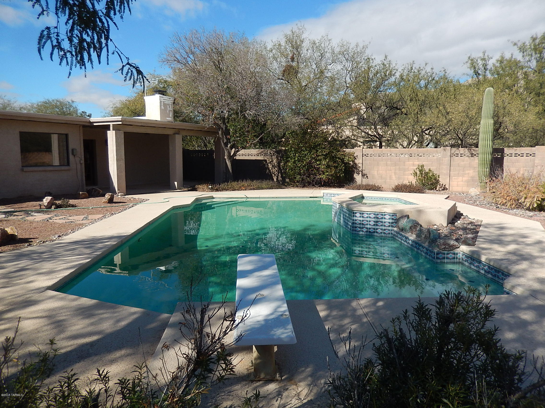 Catalina Madre (1-70) - Residential