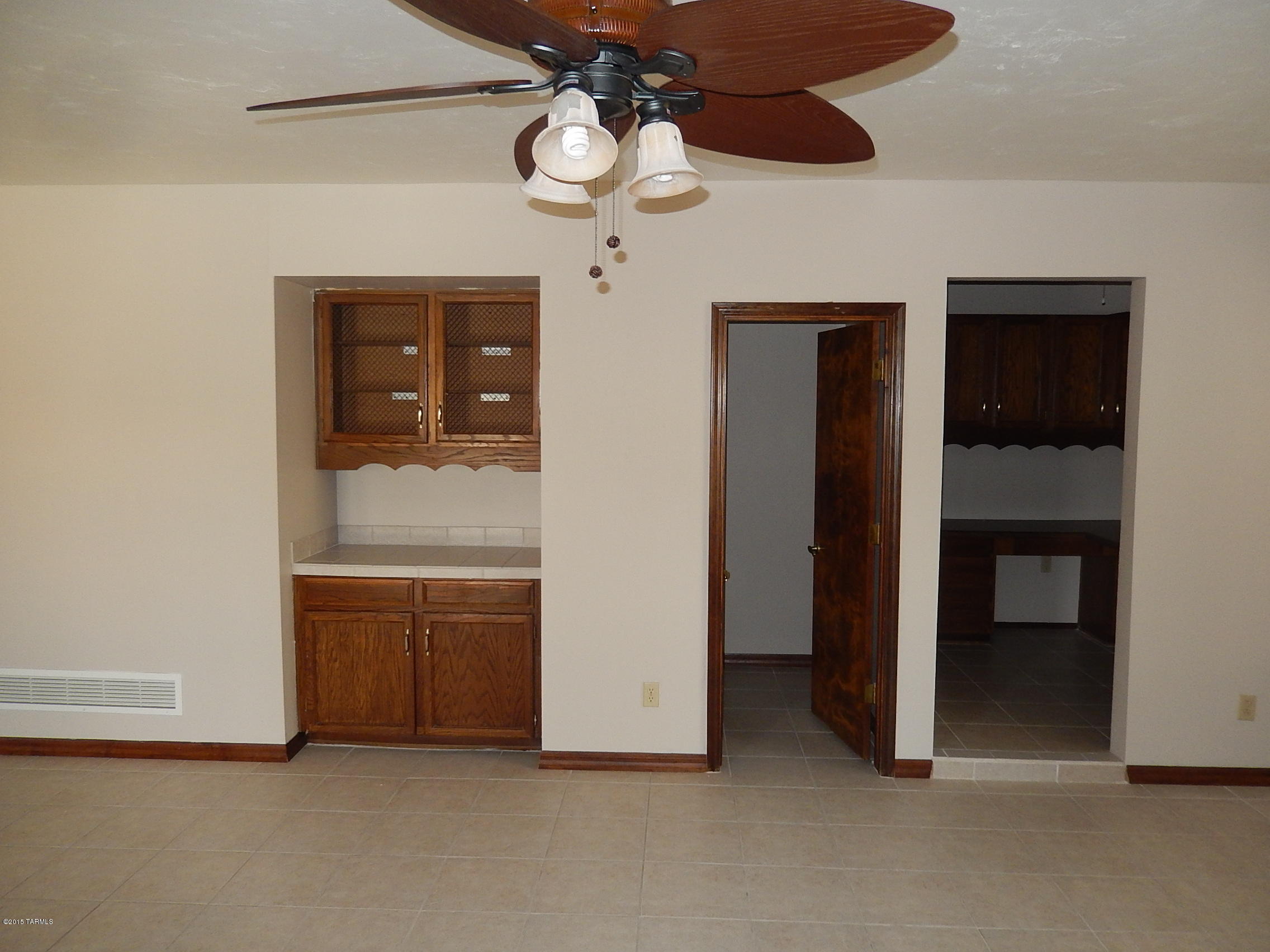 Catalina Madre (1-70) - Residential