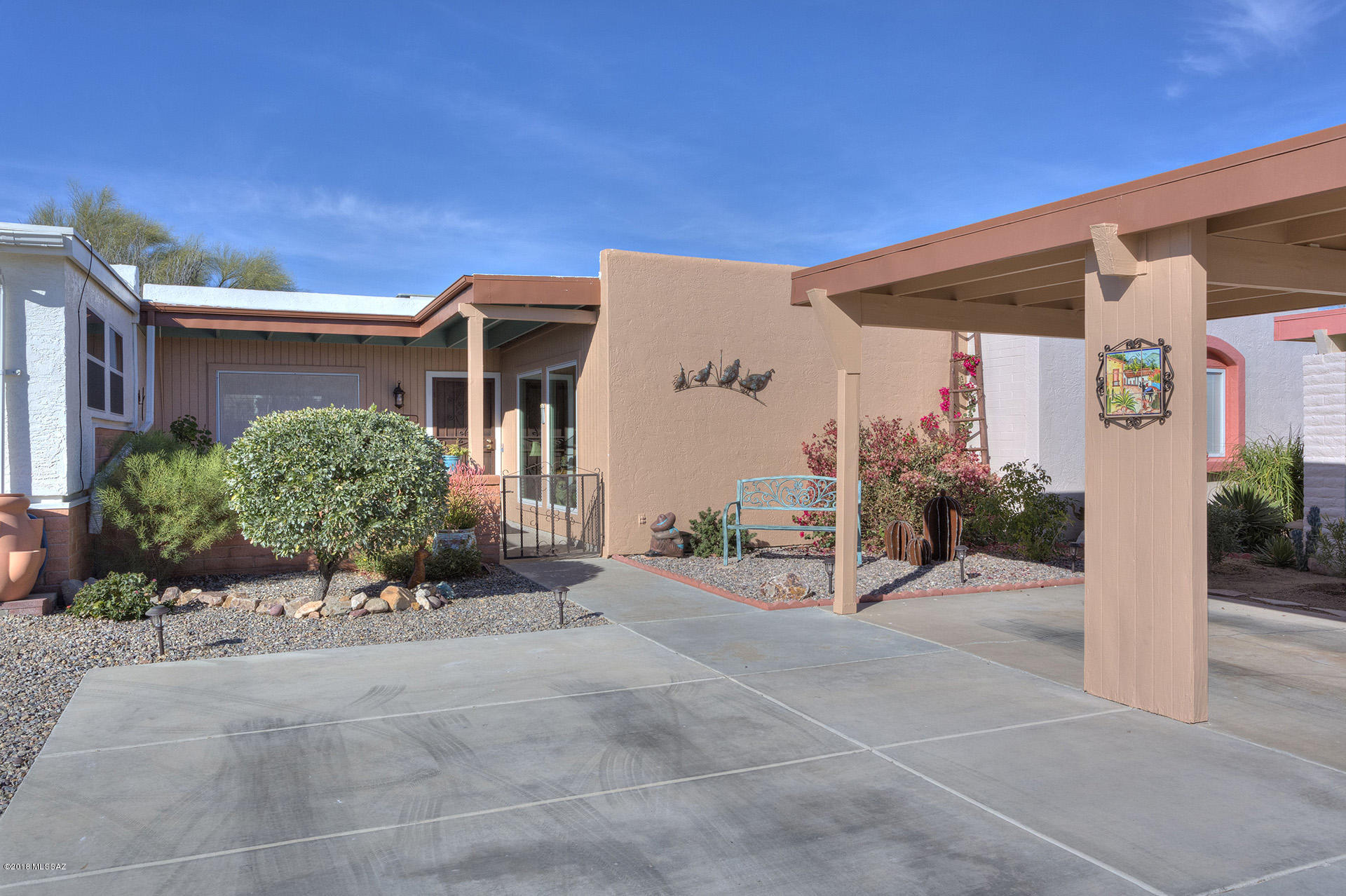 Green Valley Townhouses NO.7 - Residential
