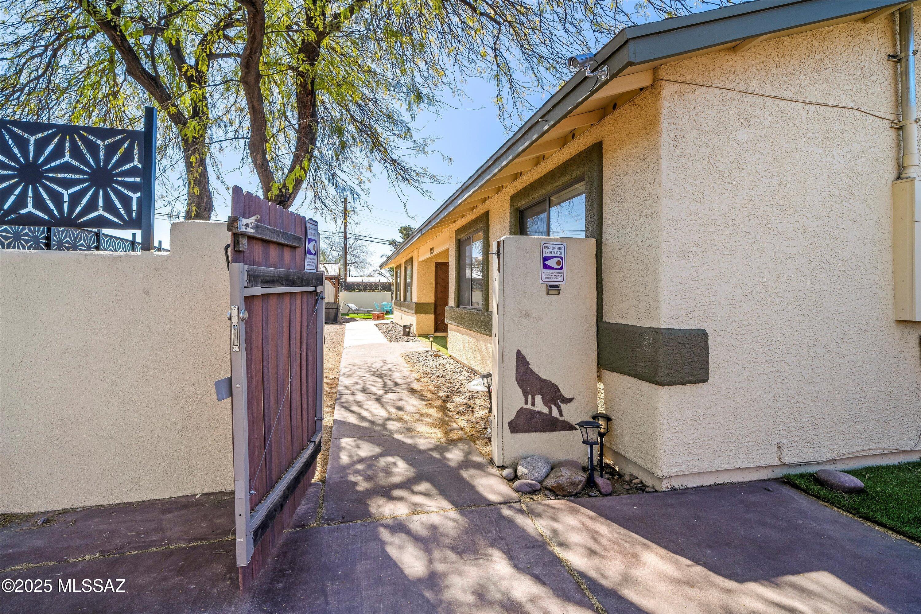 2223 N Forgeus Avenue