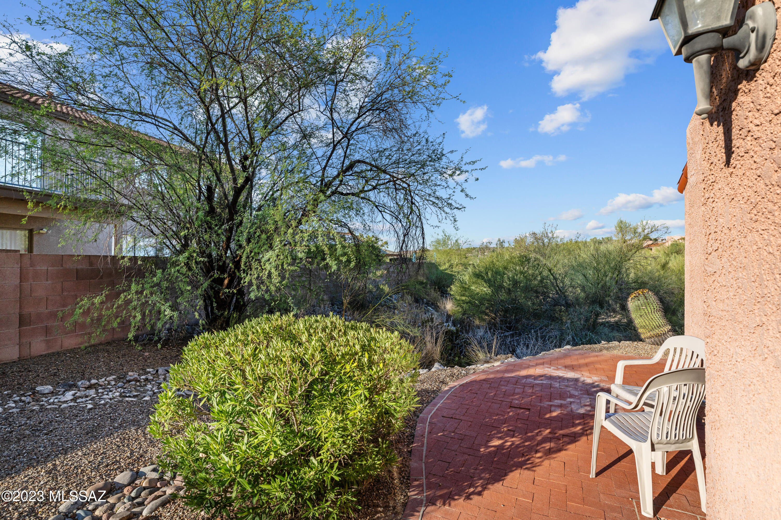 Ventana Vista Condominiums - Residential