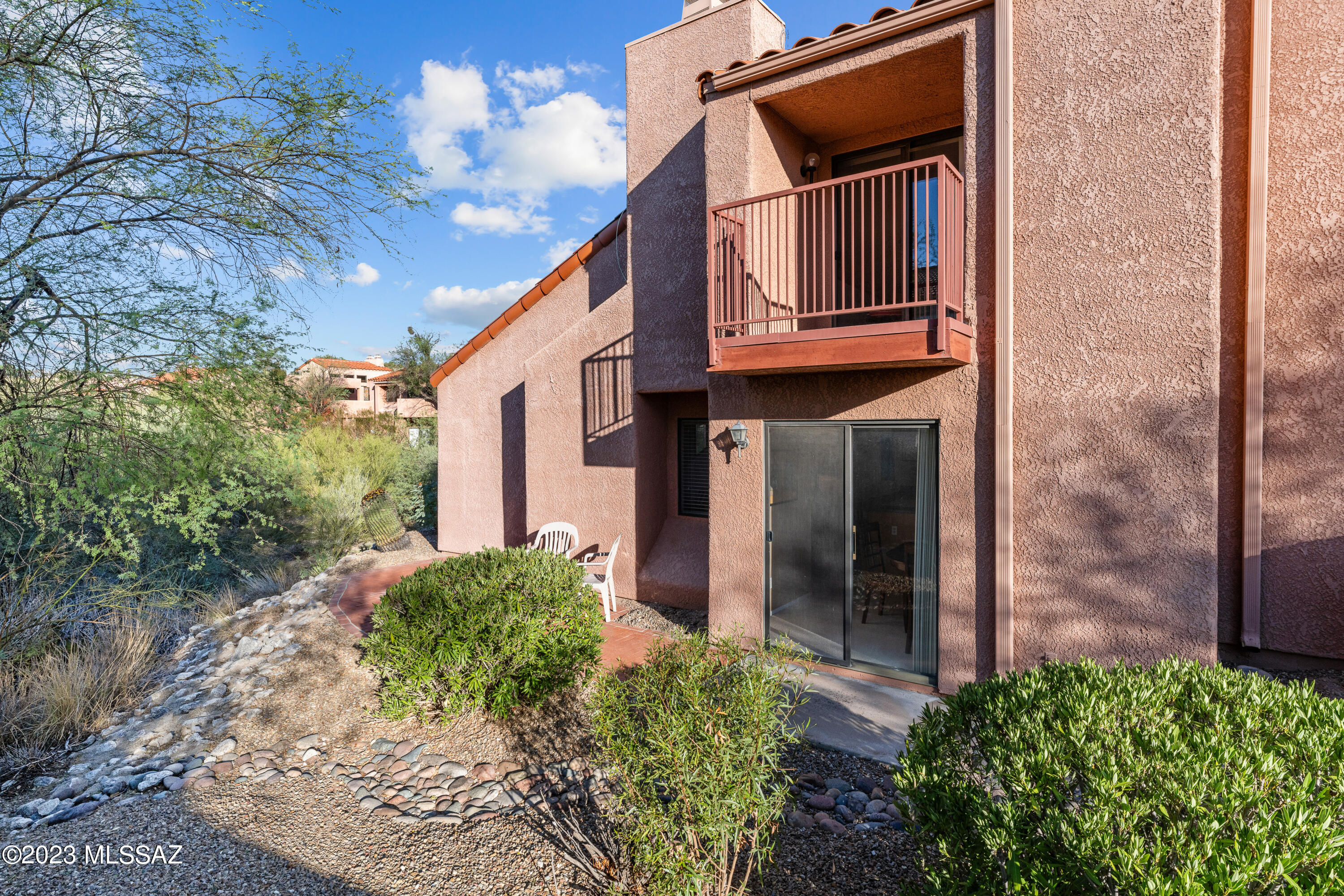 Ventana Vista Condominiums - Residential