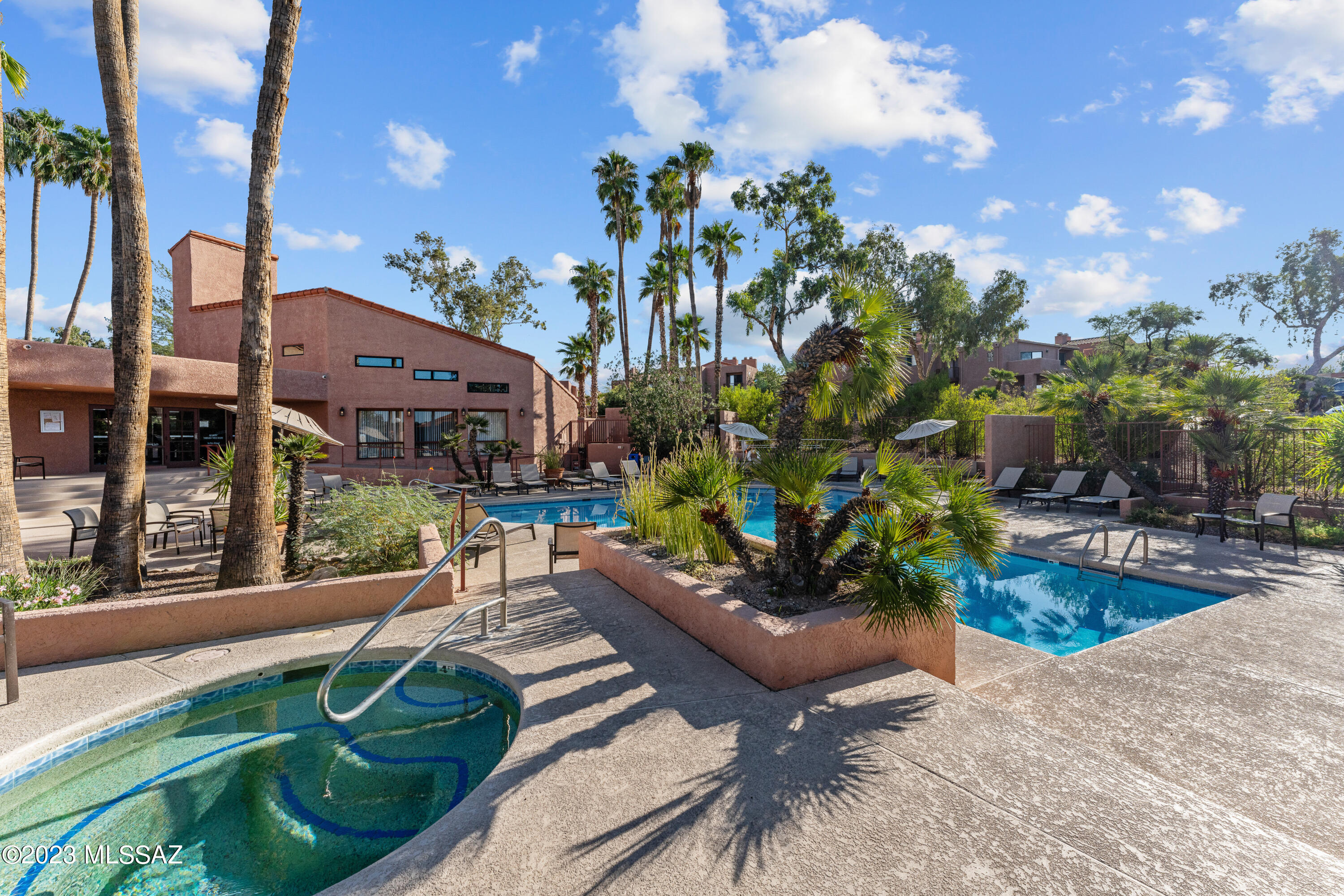 Ventana Vista Condominiums - Residential