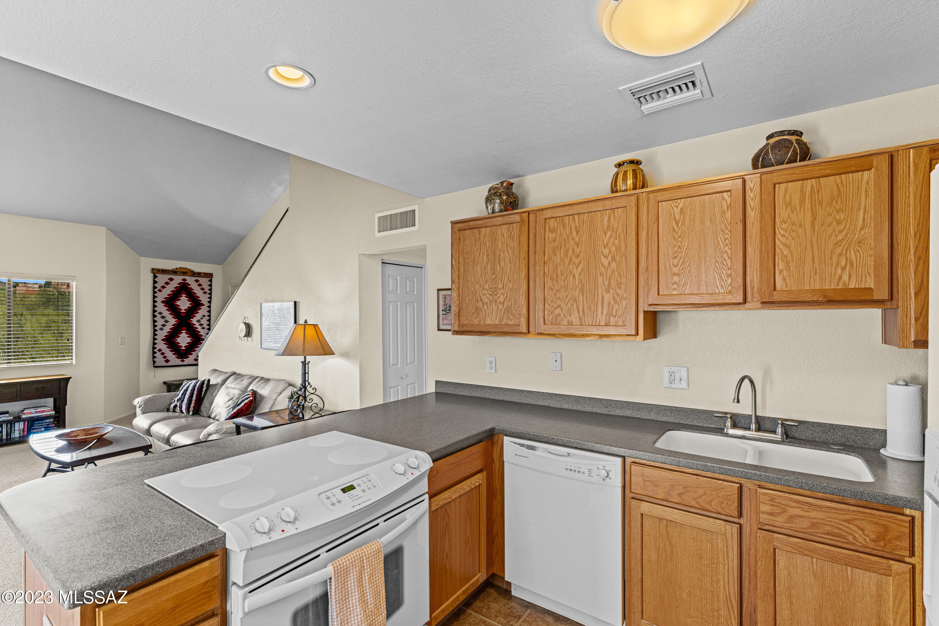 Ventana Vista Condominiums - Residential