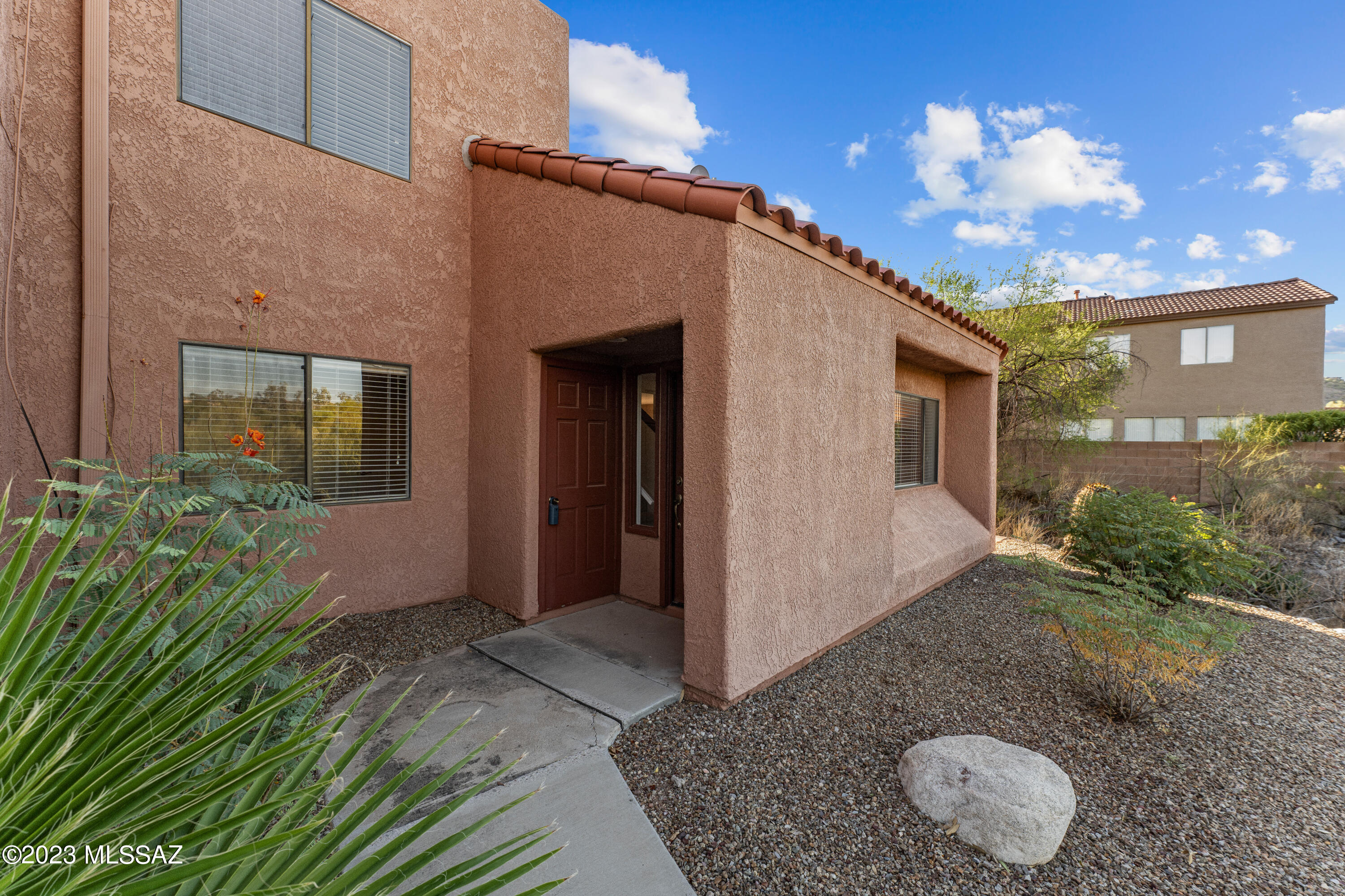 Ventana Vista Condominiums - Residential