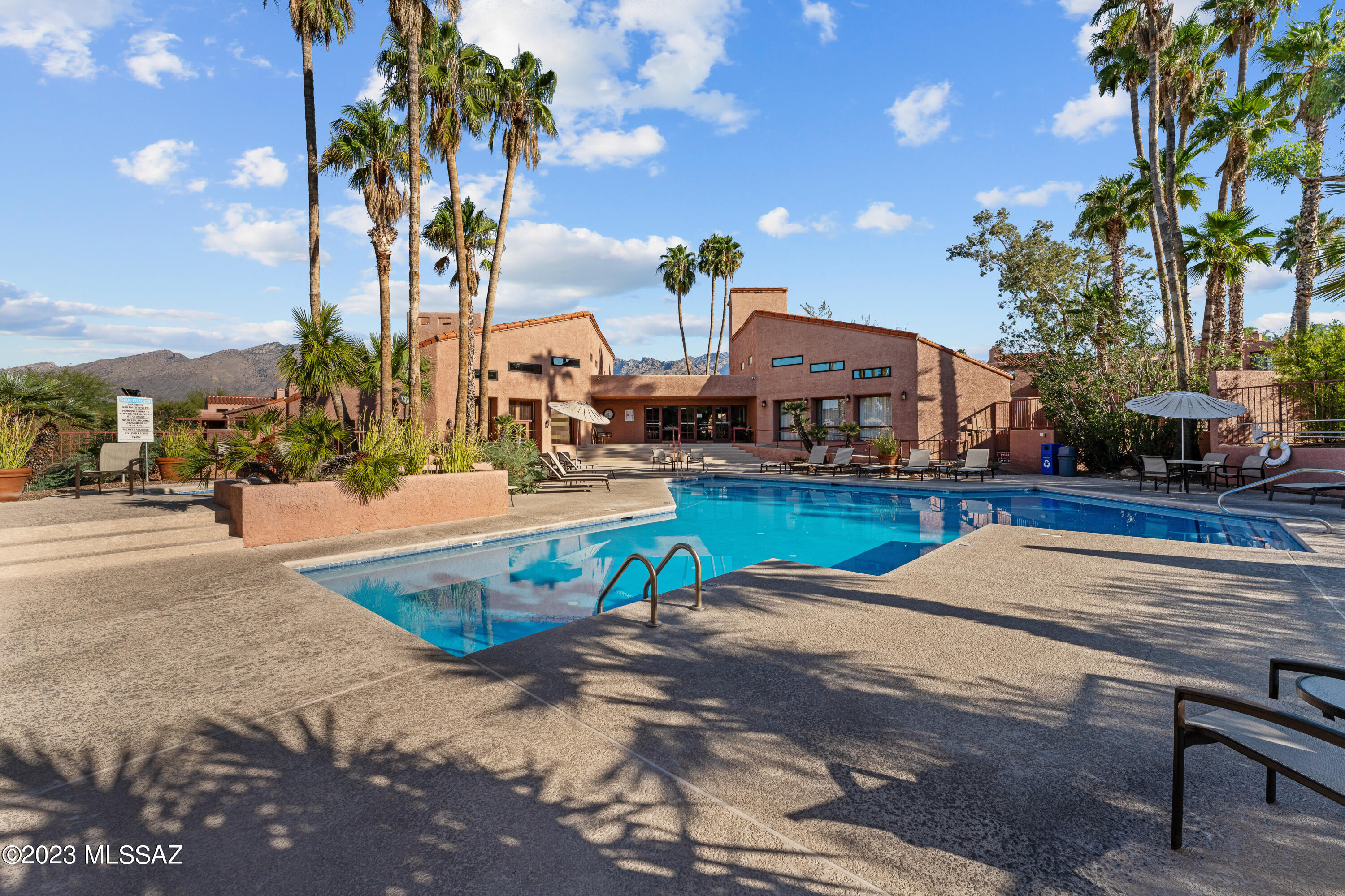 Ventana Vista Condominiums - Residential