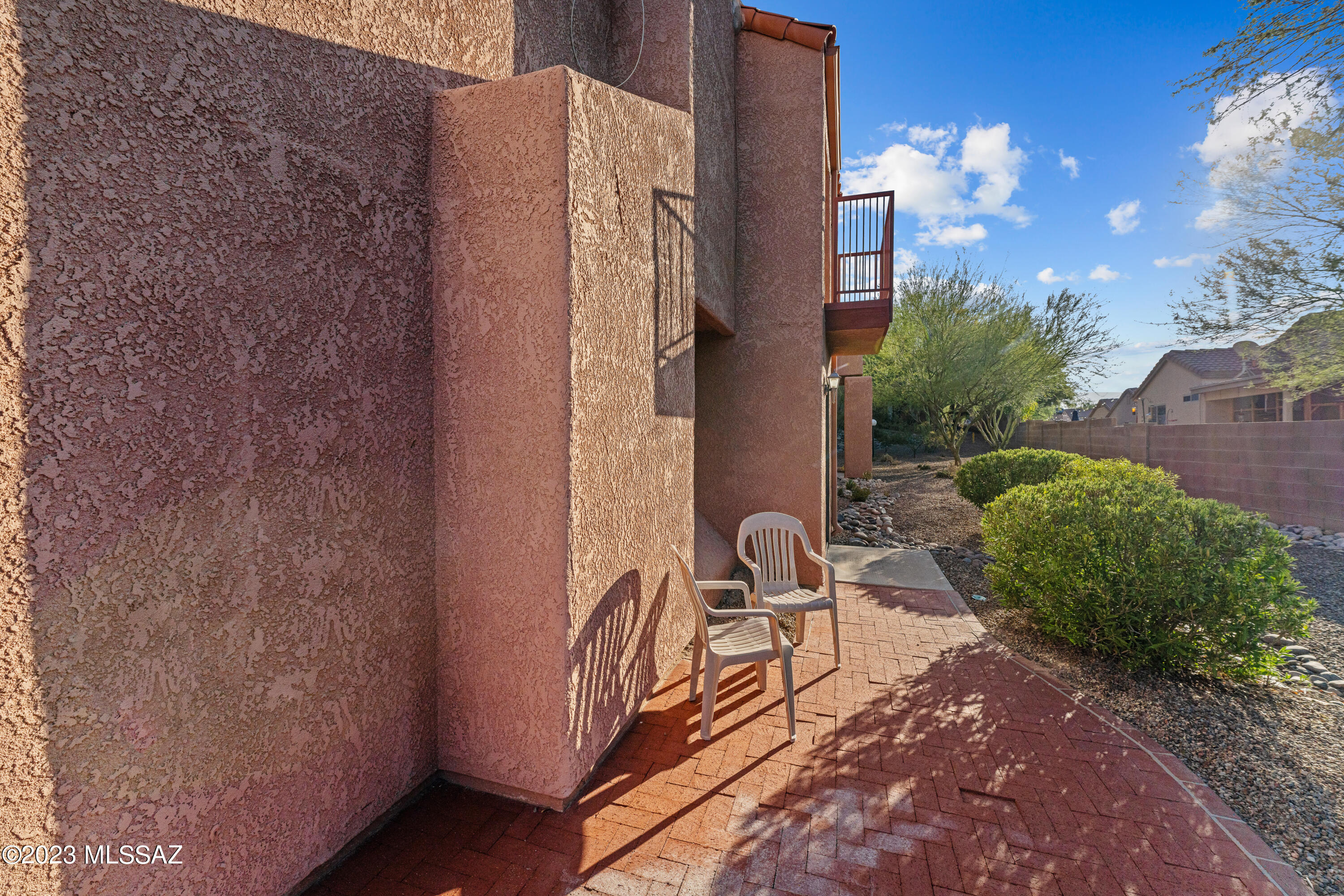 Ventana Vista Condominiums - Residential