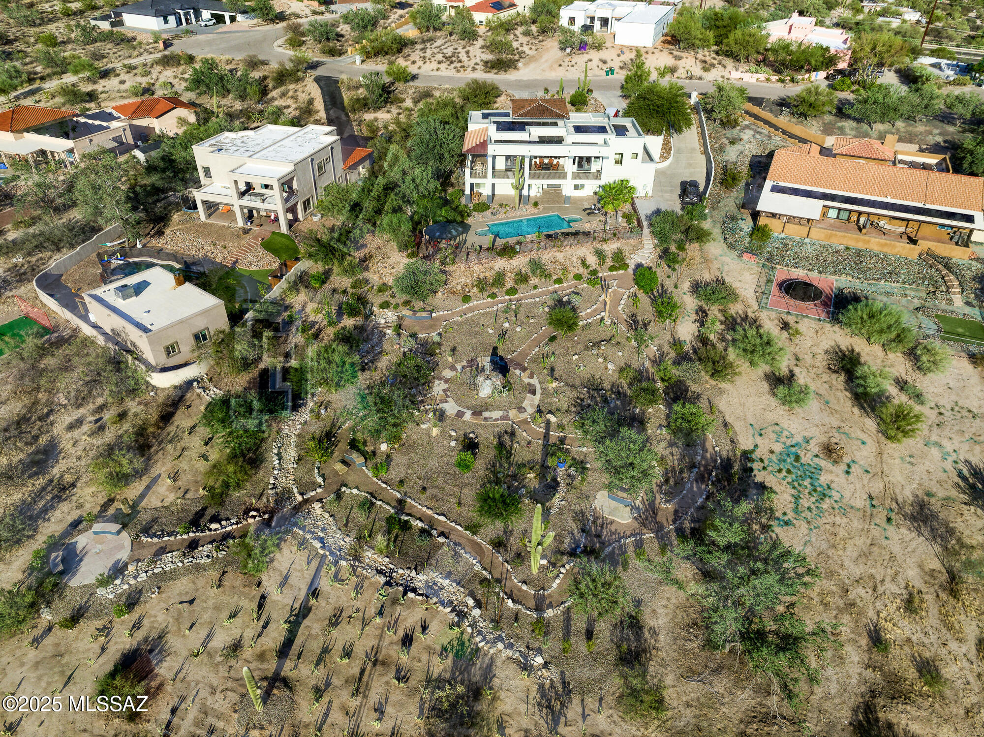 Tecolote De Oro (1-14) - Residential