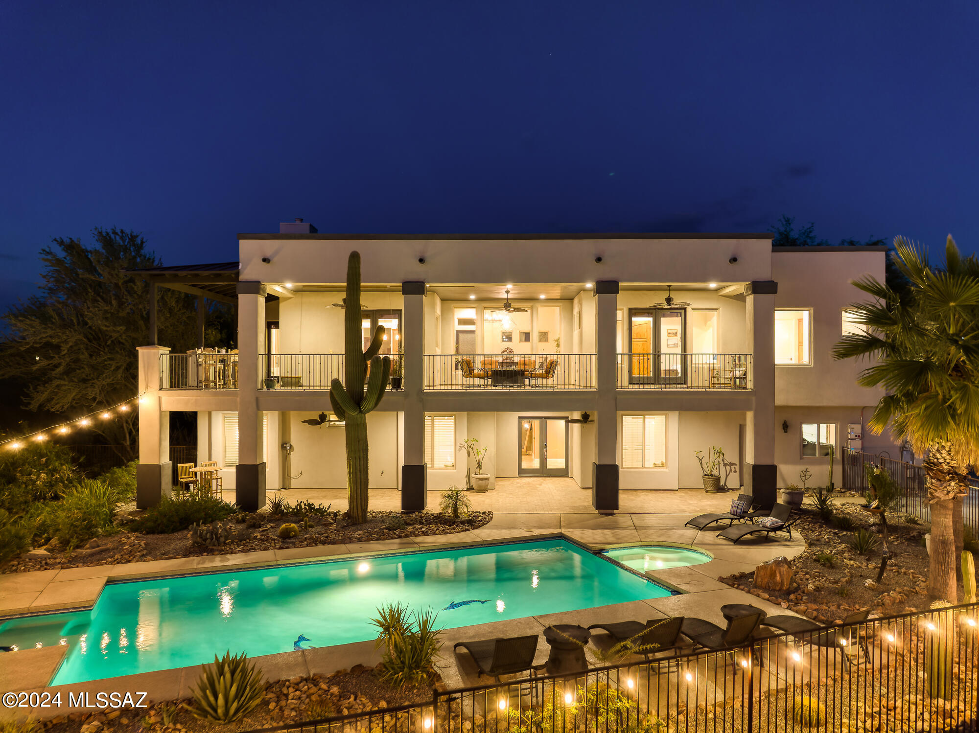 Tecolote De Oro (1-14) - Residential