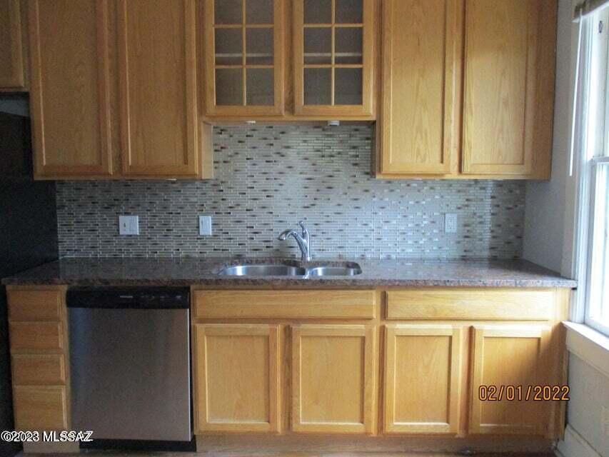Unsubdivided - Residential