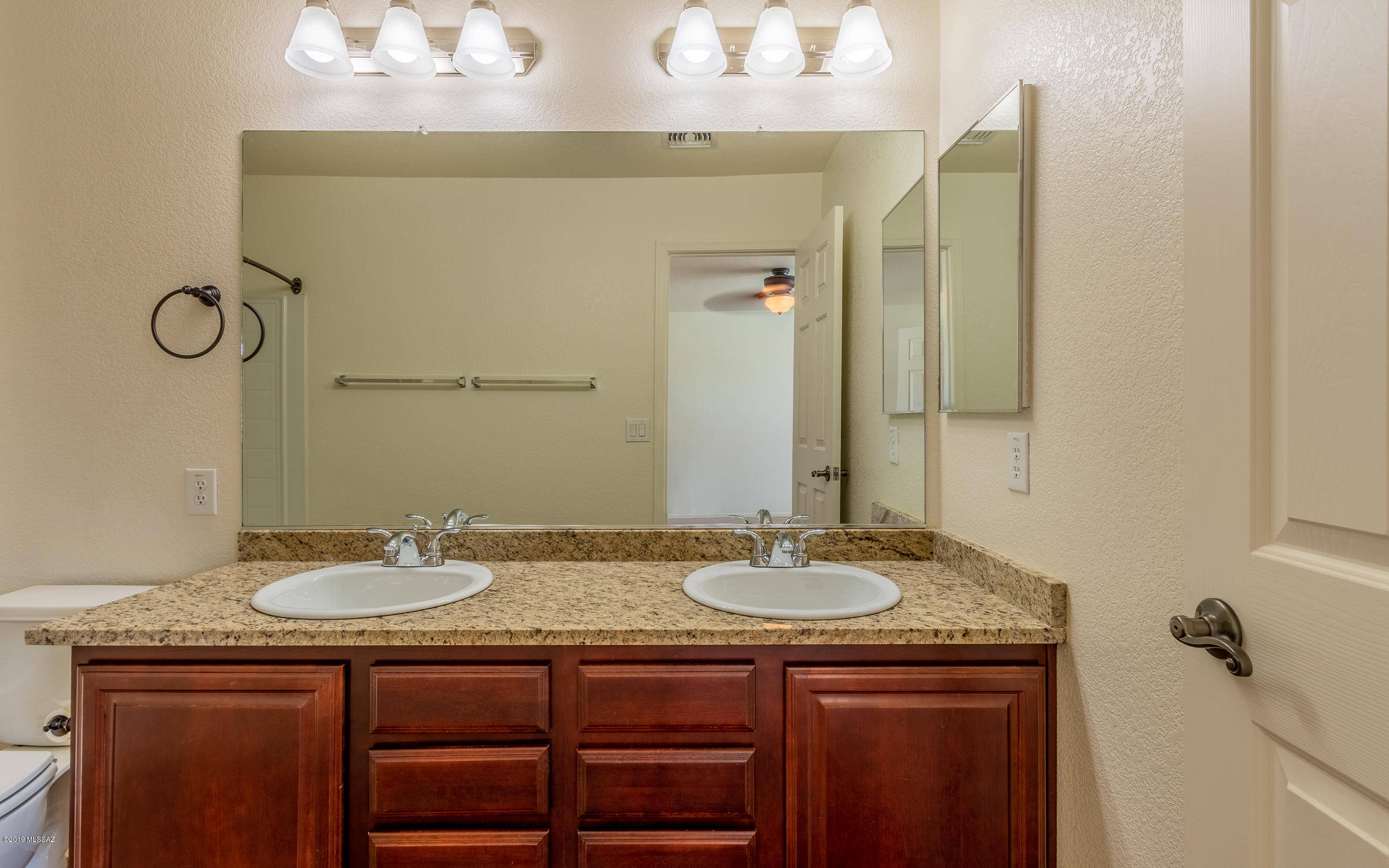 Rancho Del Lago (1031-1133) - Residential