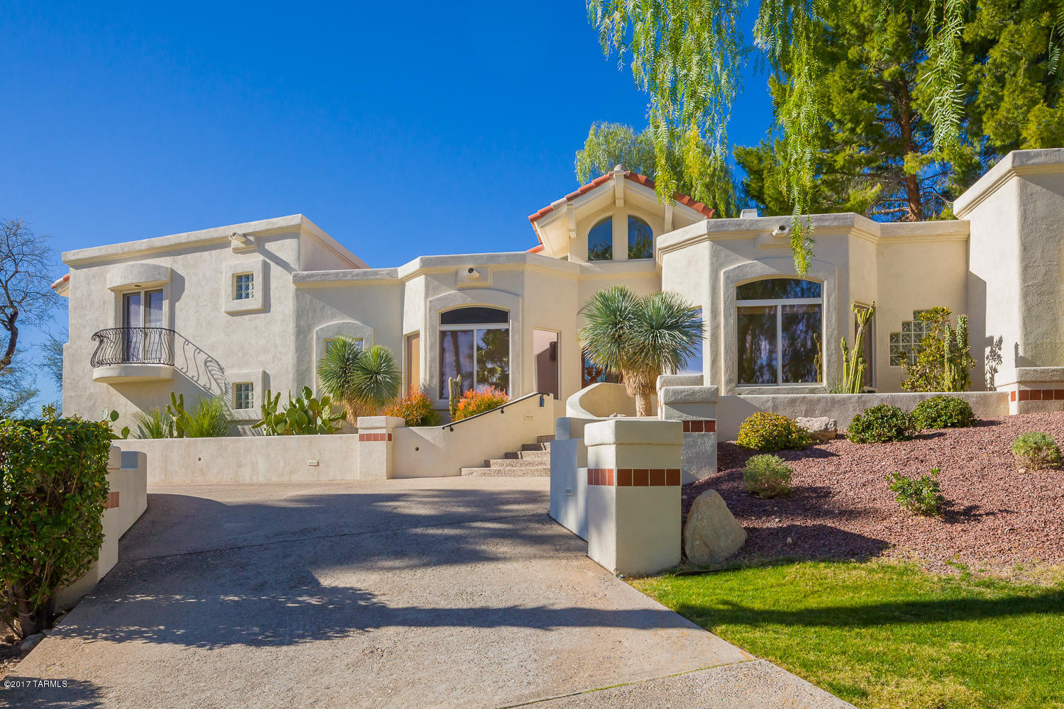El Diamante Townhomes (1-15) - Residential