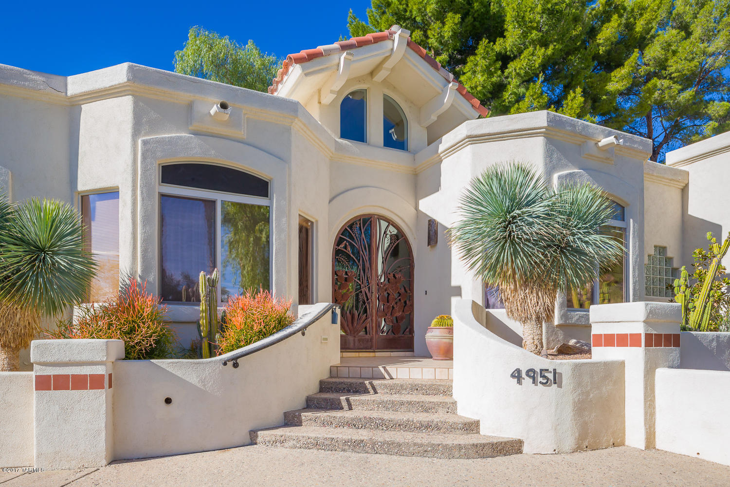 El Diamante Townhomes (1-15) - Residential
