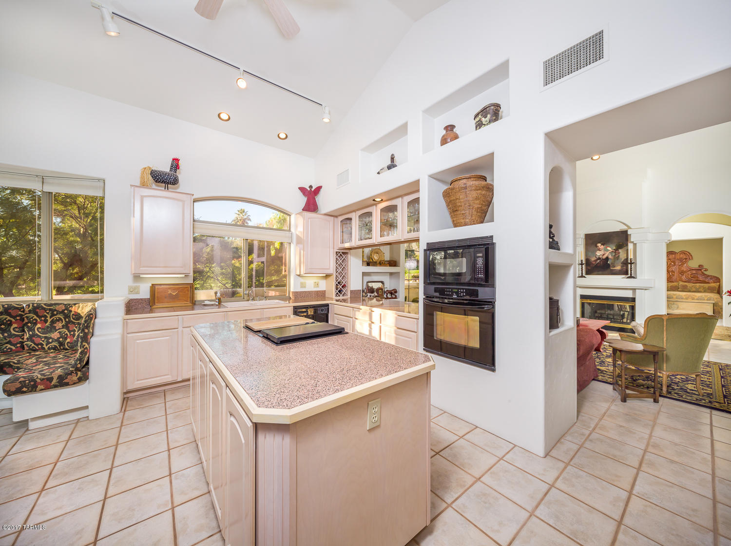 El Diamante Townhomes (1-15) - Residential