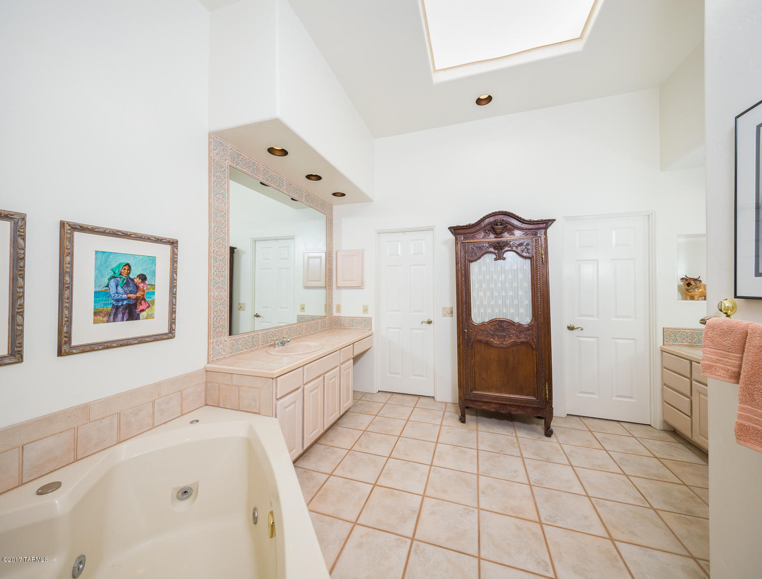 El Diamante Townhomes (1-15) - Residential