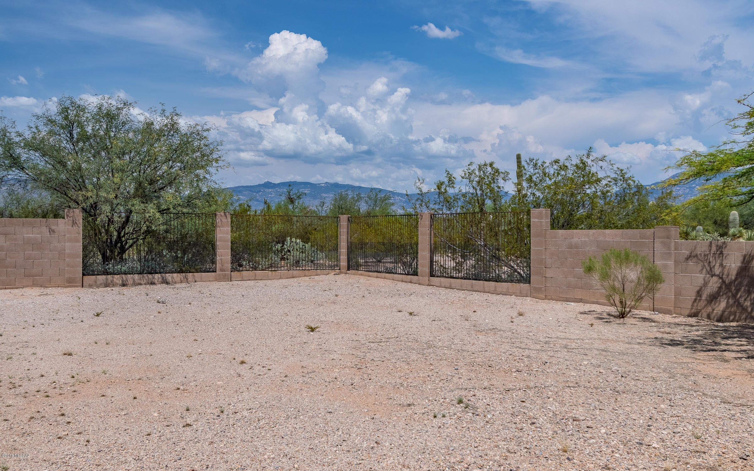 Loma Alta (1-89) - Residential Lease