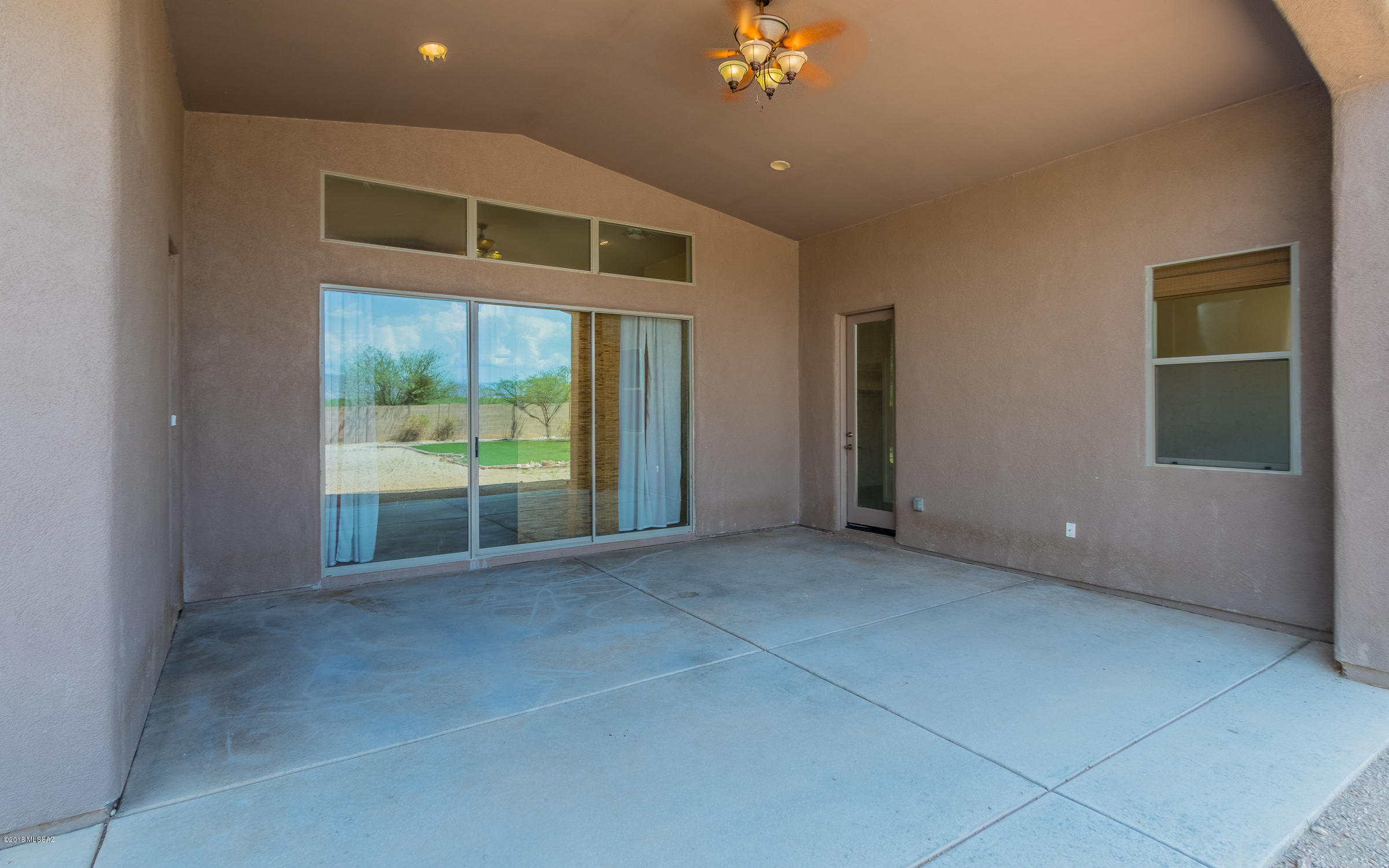 Loma Alta (1-89) - Residential Lease