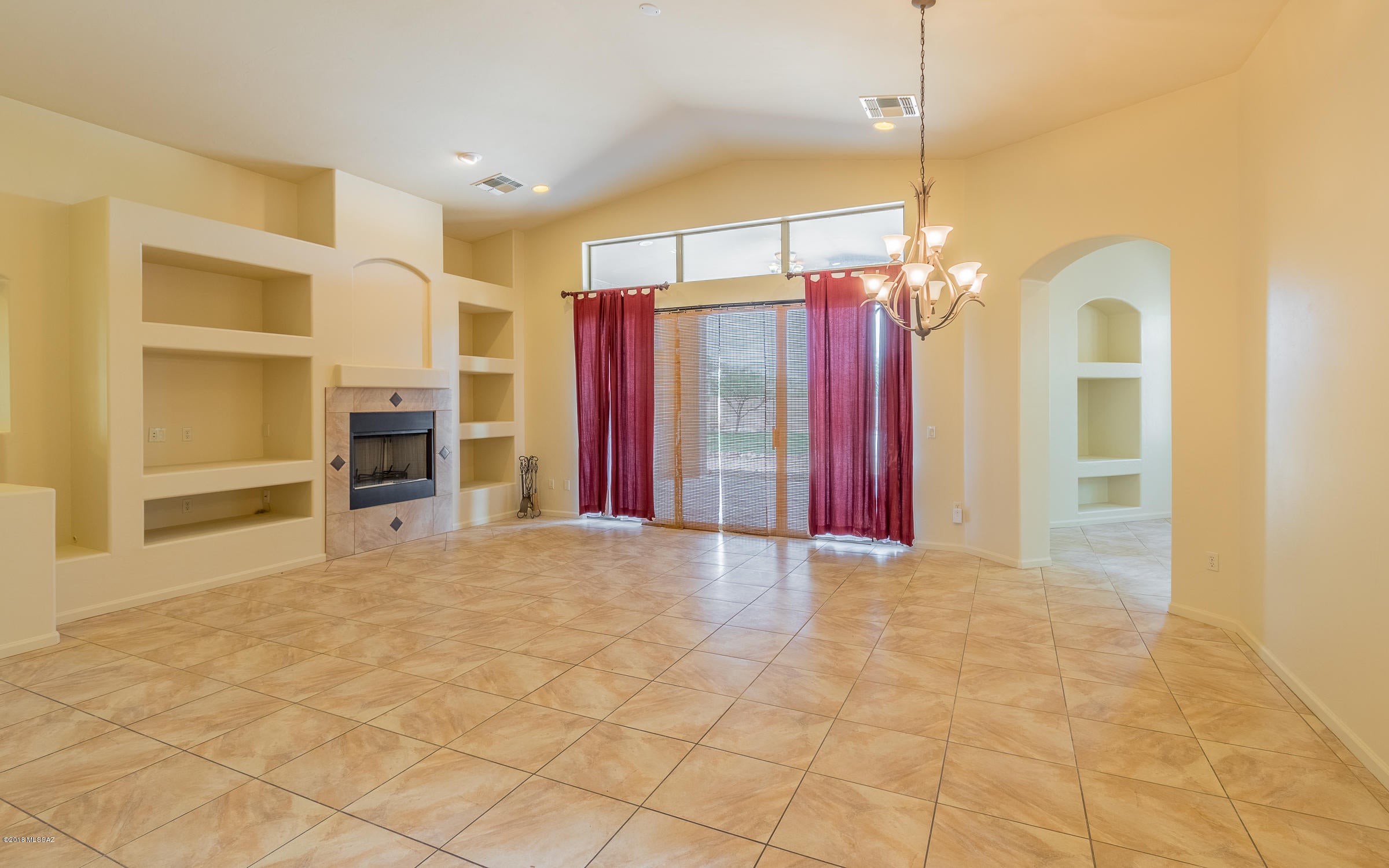 Loma Alta (1-89) - Residential Lease