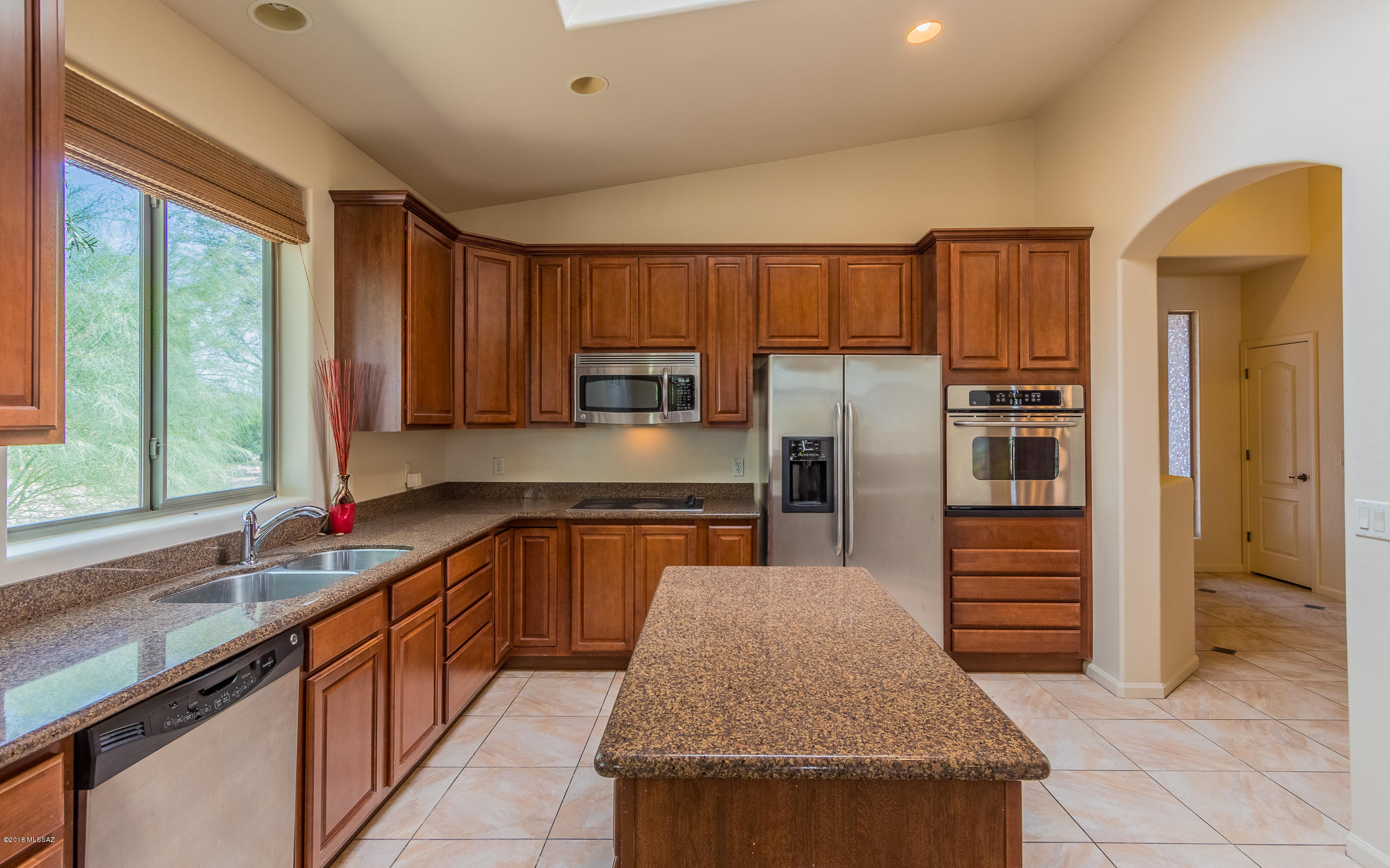 Loma Alta (1-89) - Residential Lease