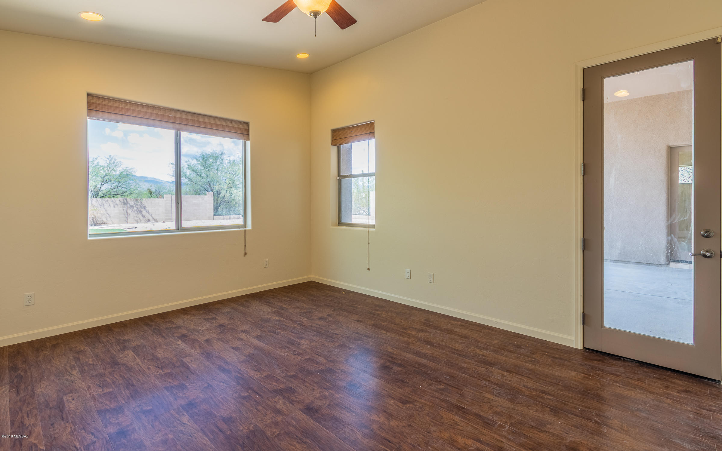 Loma Alta (1-89) - Residential Lease