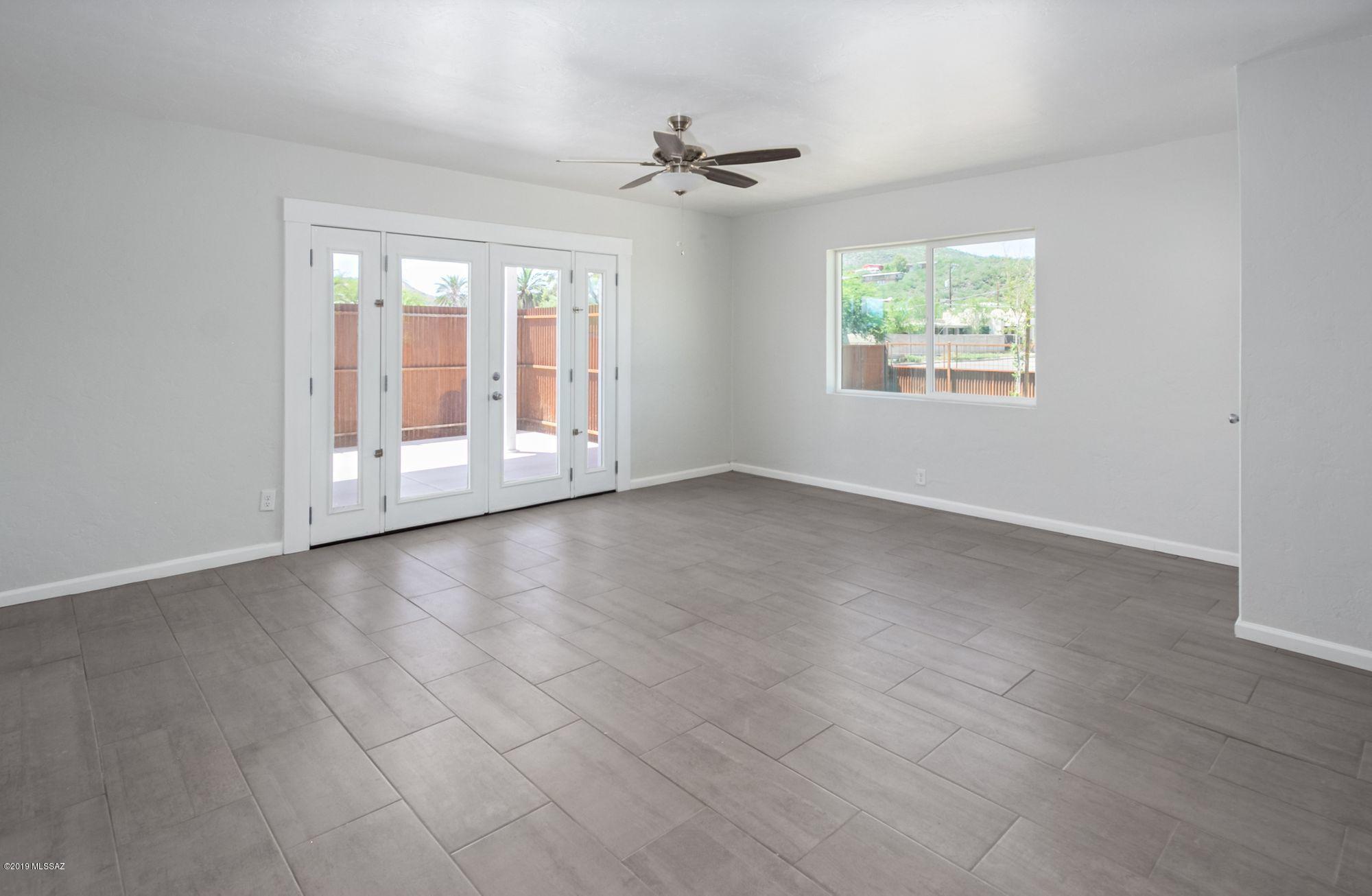Menlo Park - Residential