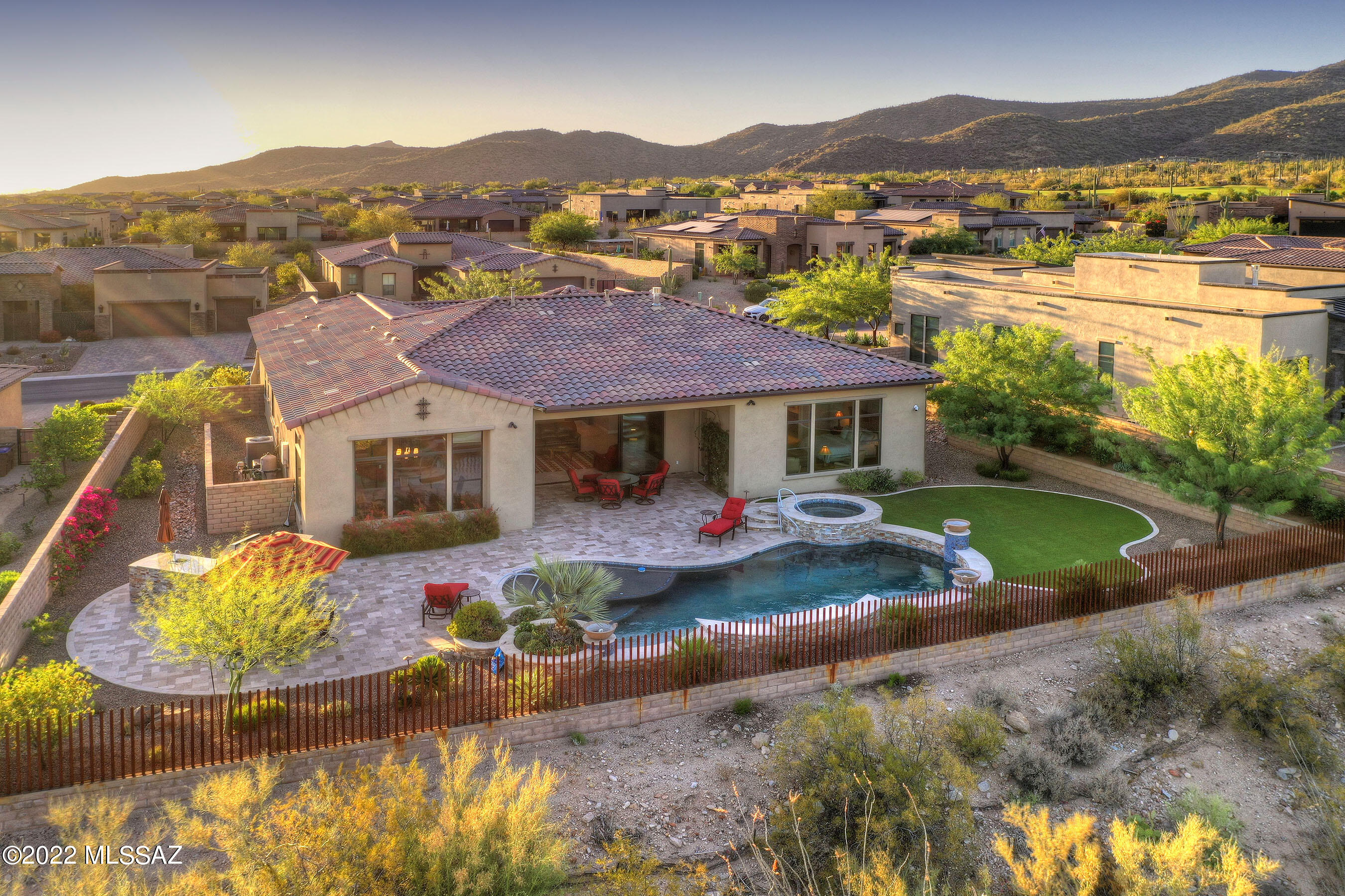 Los Saguaros At Dove Mountain SQ20121640199 - Residential
