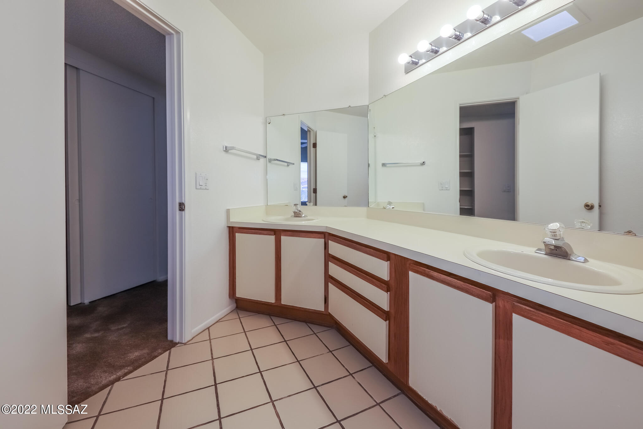 Macalester Park (1-142) - Residential