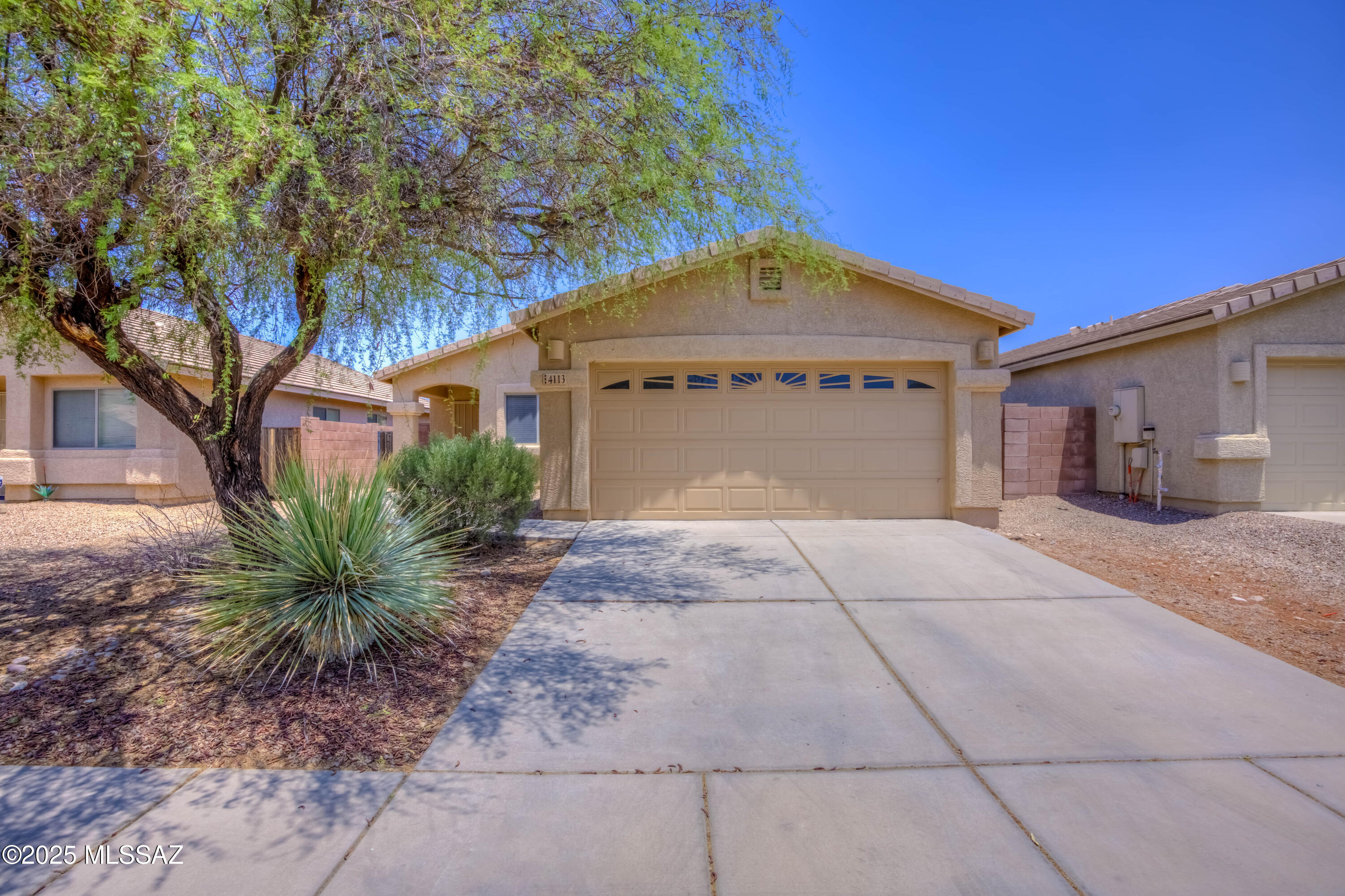 4113 E Stony Meadow Drive