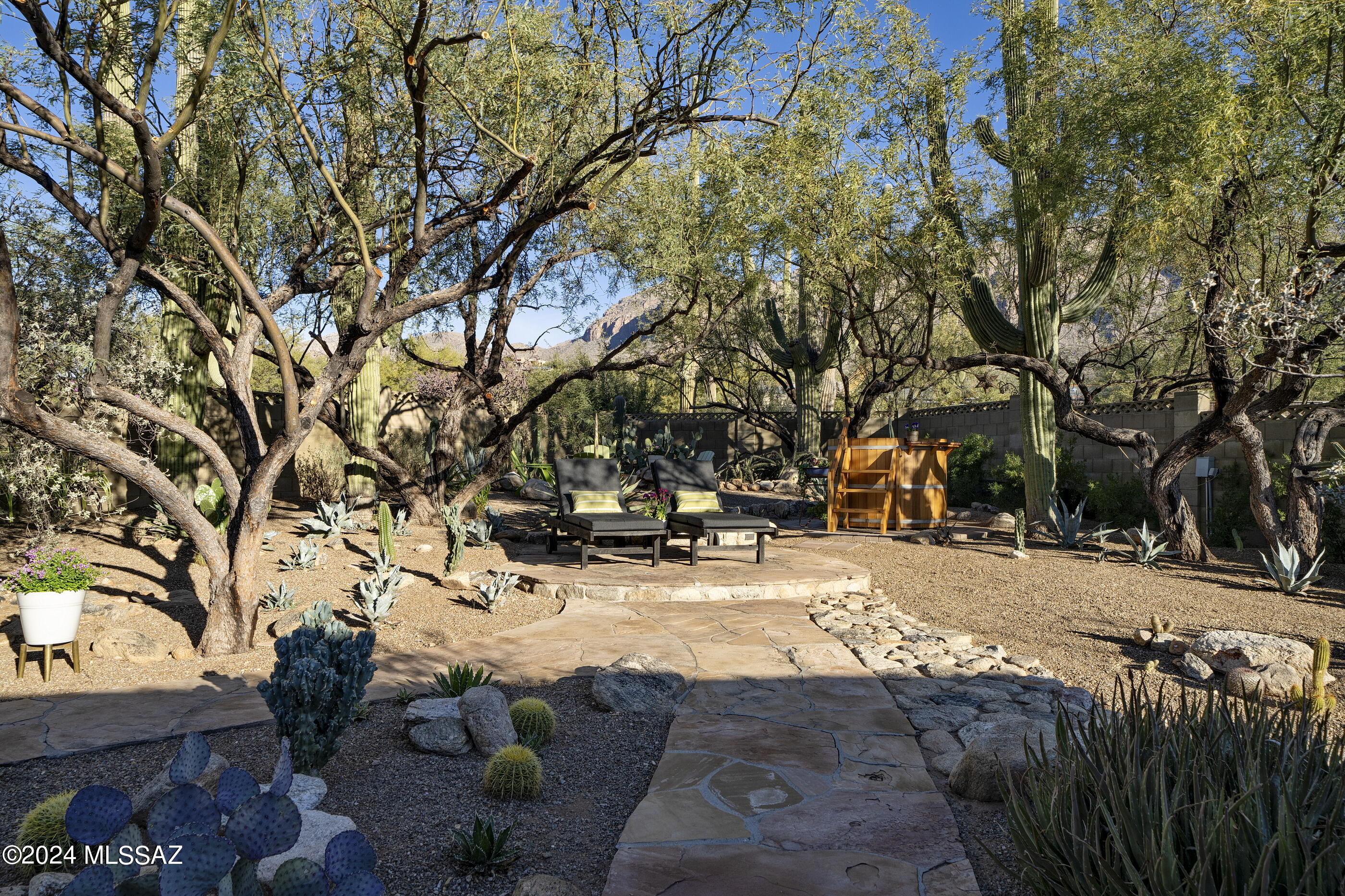 The Foothills Clusters (214-372) - Residential