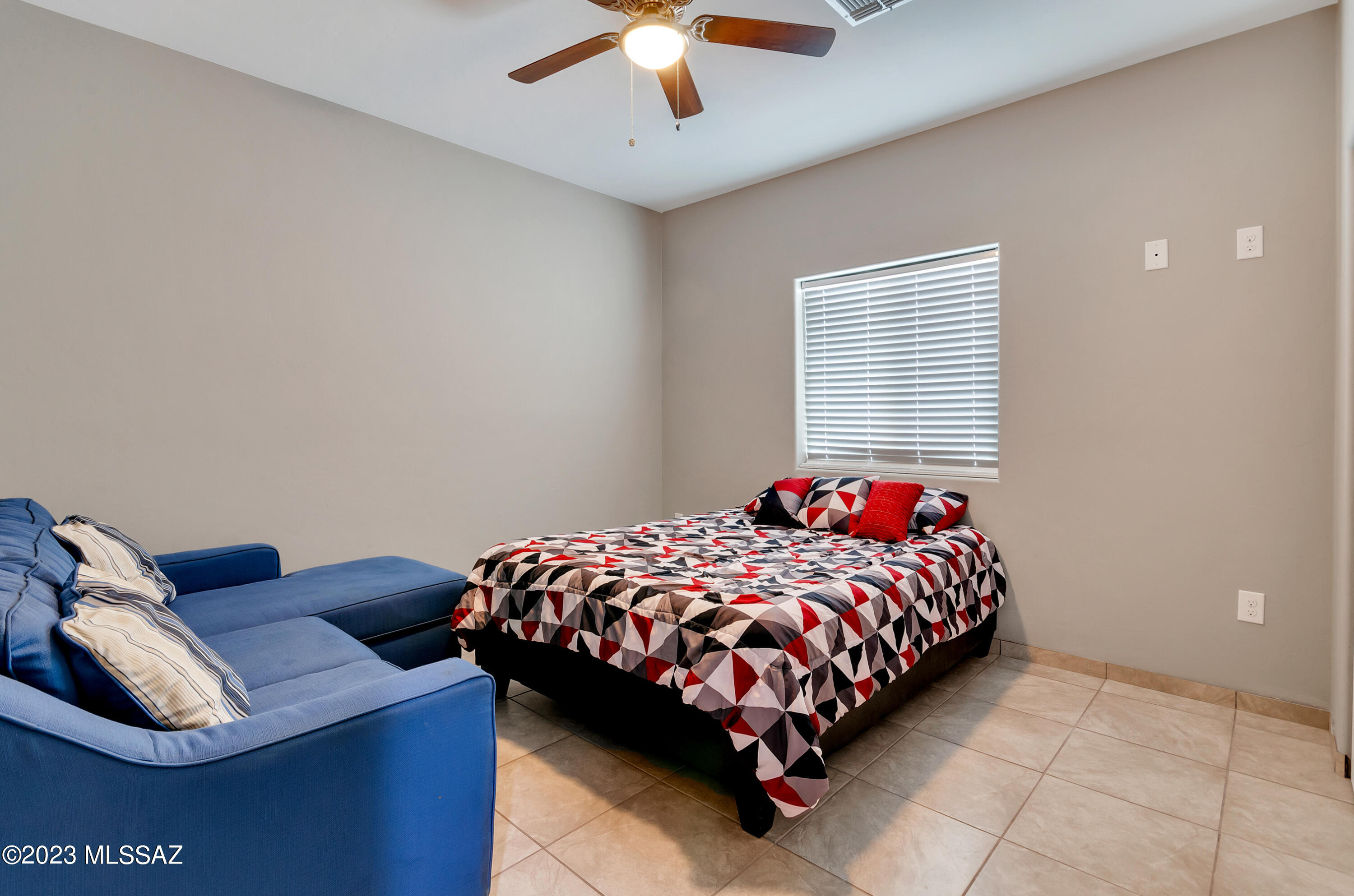 New Tucson Unit NO. 4 (1-203) - Residential