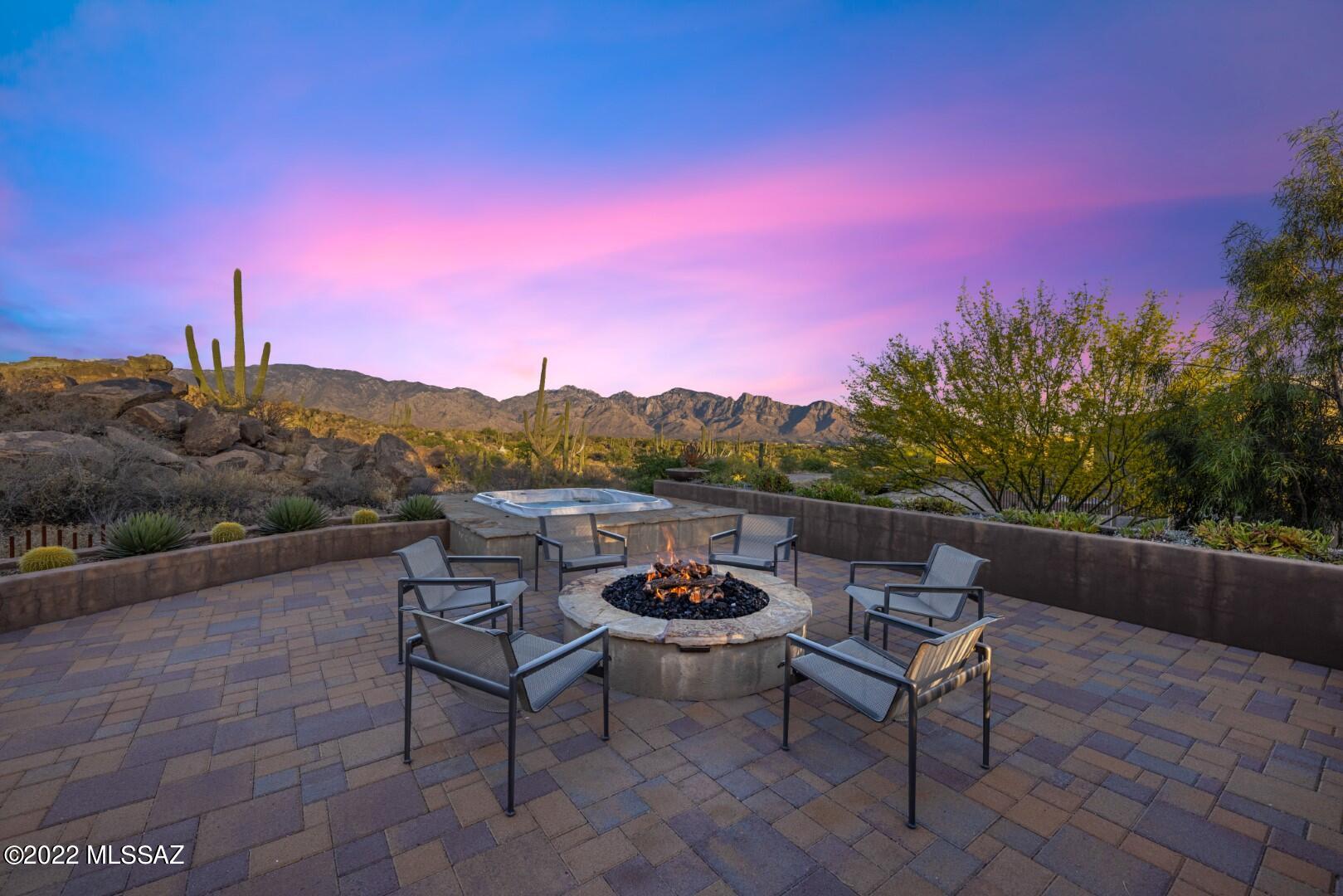 The Enclave At Stone Canyon V - Residential