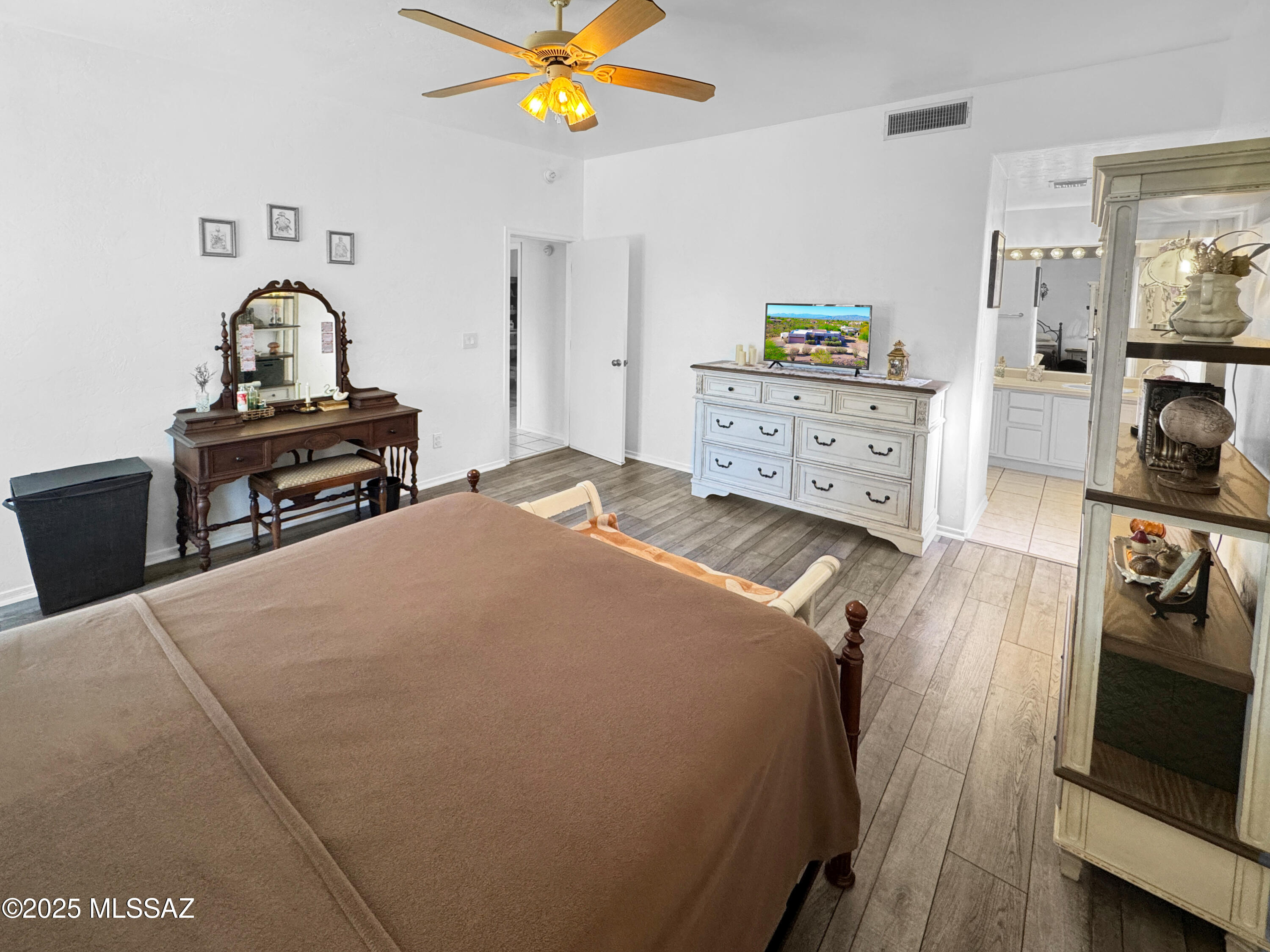 New Tucson Unit NO. 27 - Residential