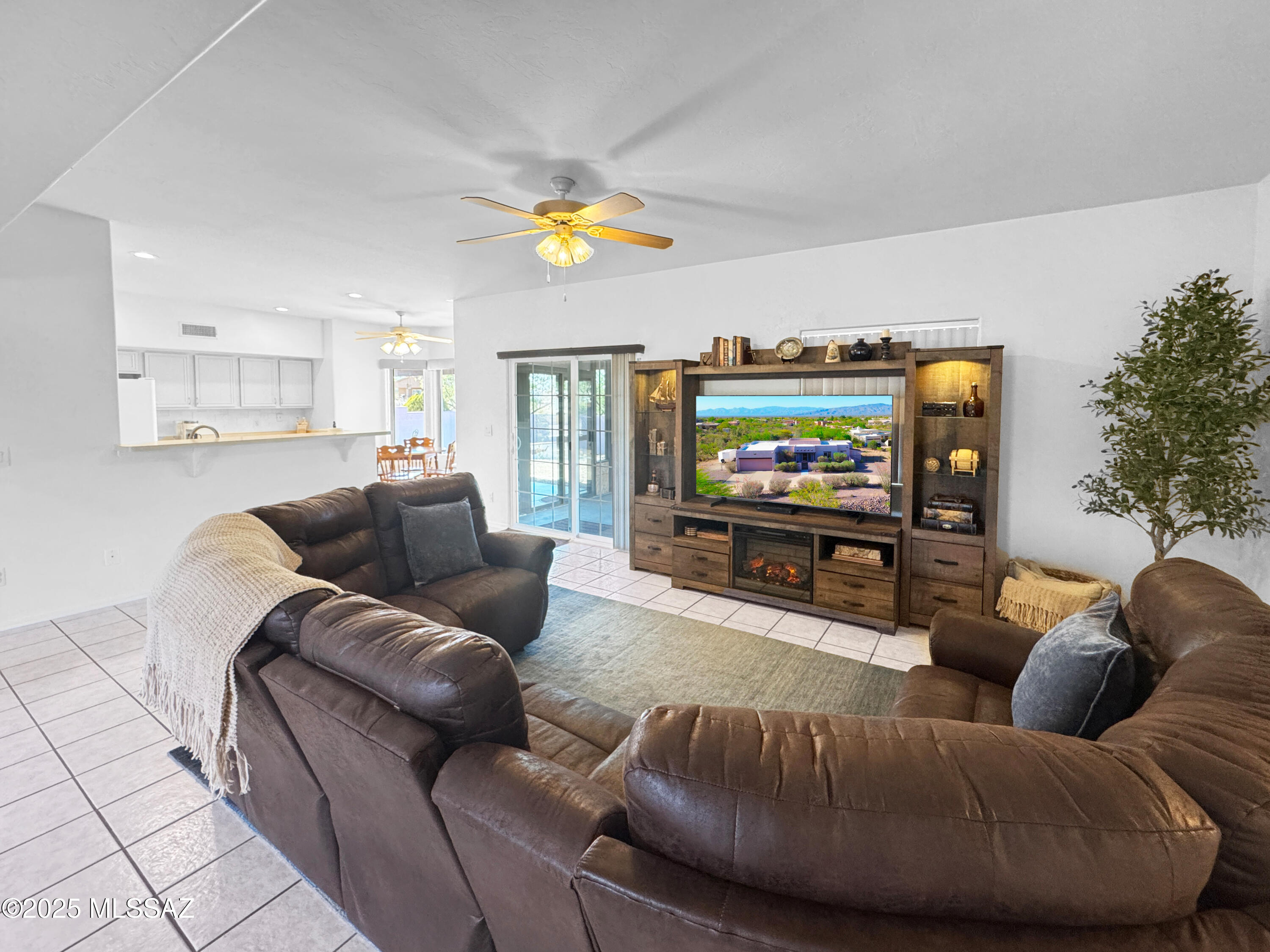 New Tucson Unit NO. 27 - Residential