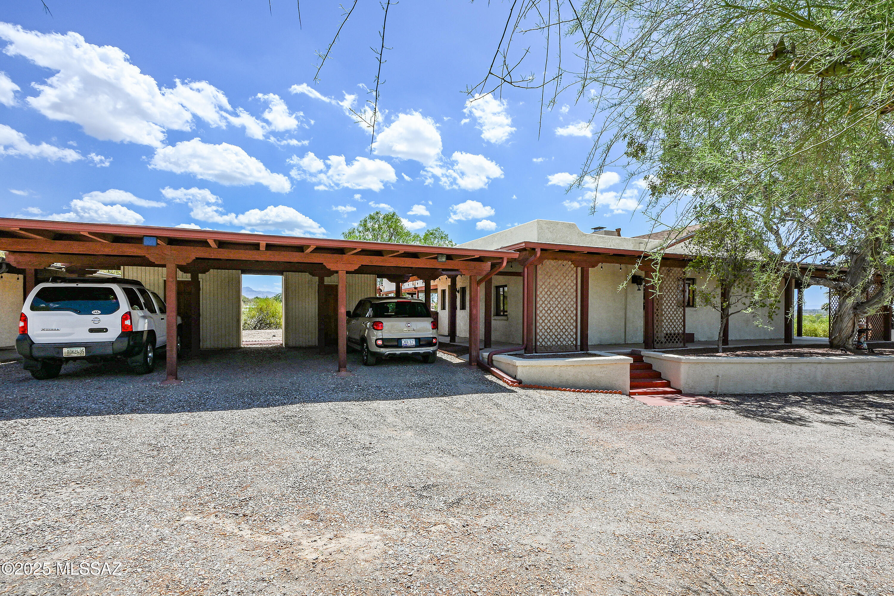 88 W River Road