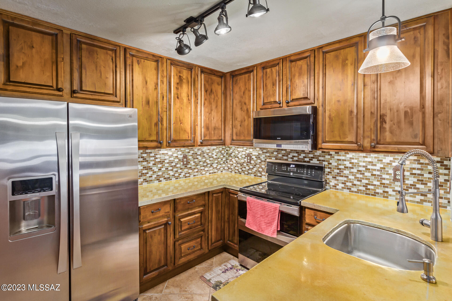 Coronado Place Condominiums II (Units 37-158) - Residential