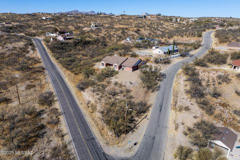 A home in Rio Rico