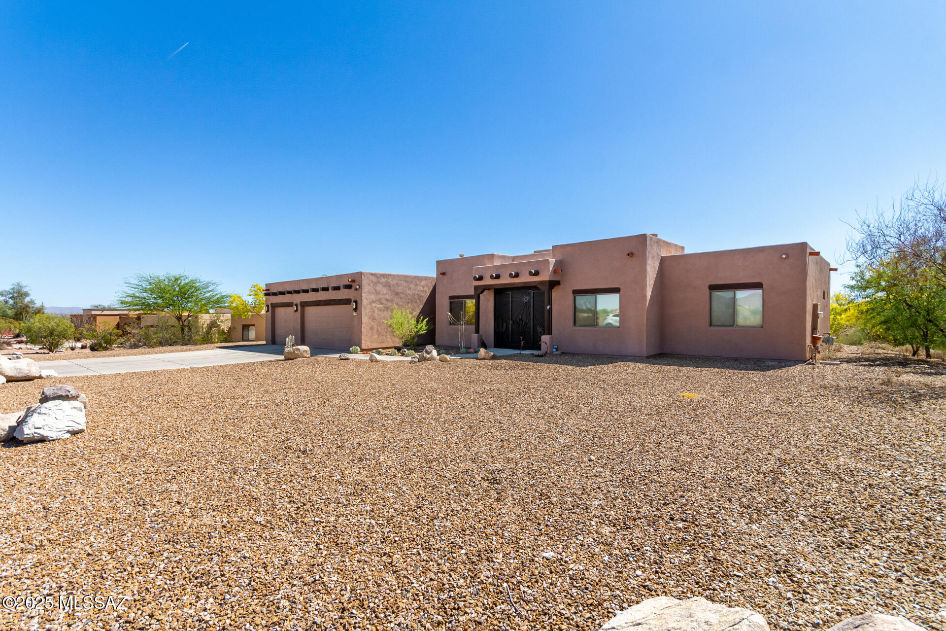 5498 N Desert Wood Place