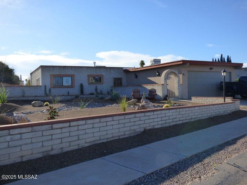 Tucson, Arizona 85710, United States, 3 Bedrooms Bedrooms, ,2 BathroomsBathrooms,Residential,Active,173097