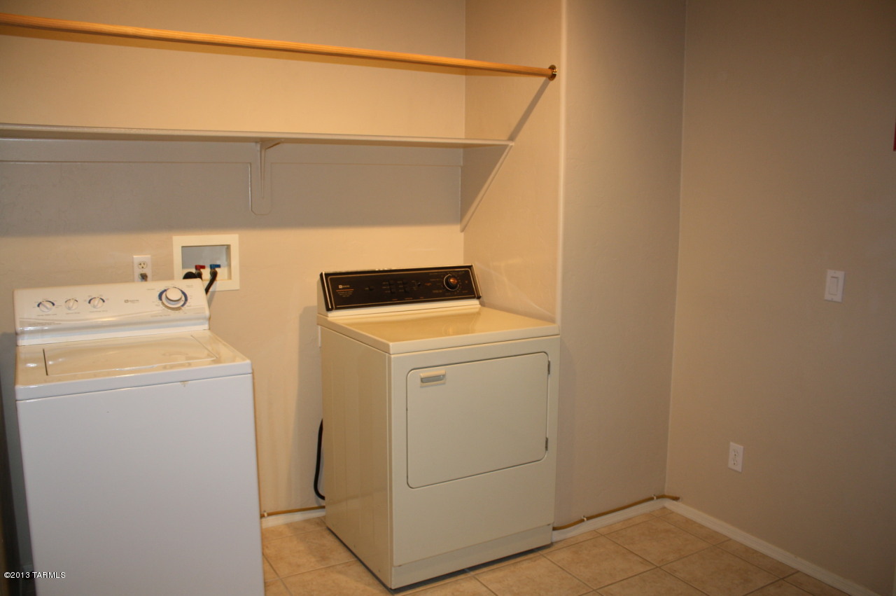 Castle Rock (1-430) - Residential Lease