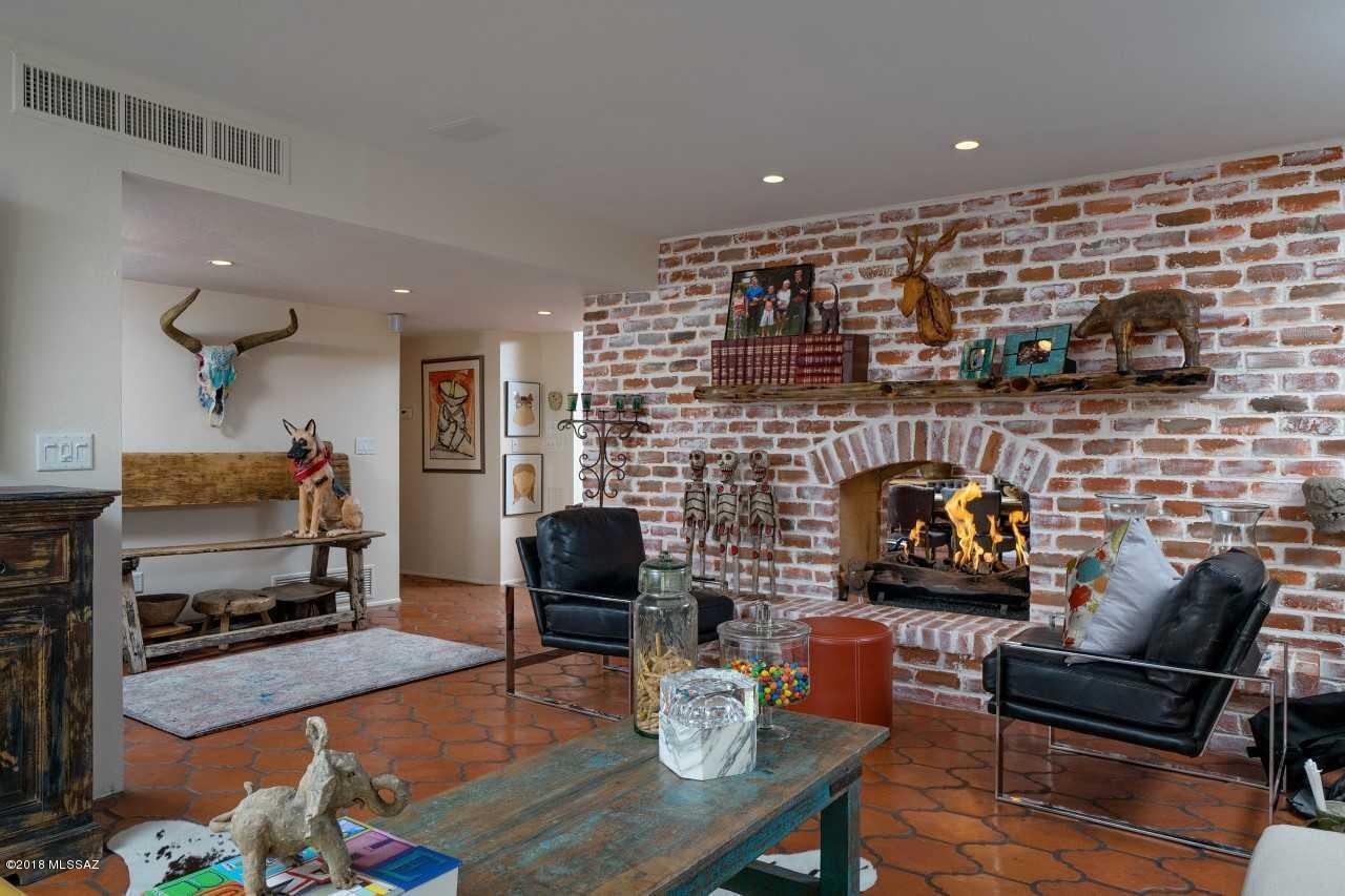 Catalina Foothills Estates NO. 2 - Residential