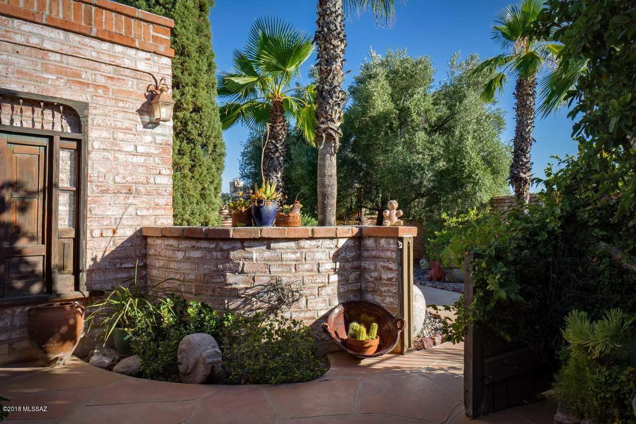 Catalina Foothills Estates NO. 2 - Residential
