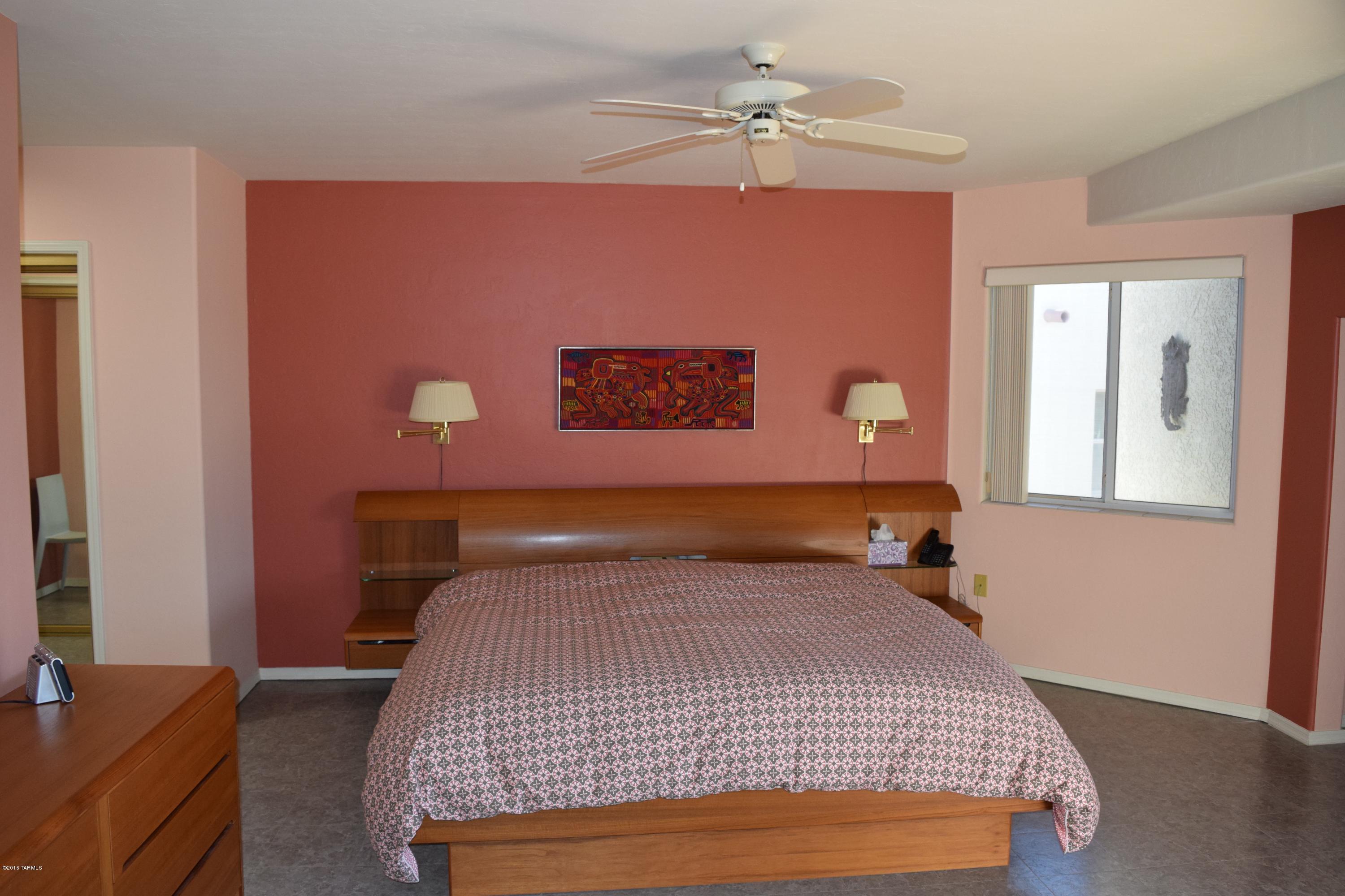 Portillo Hills Place(1-28) - Residential