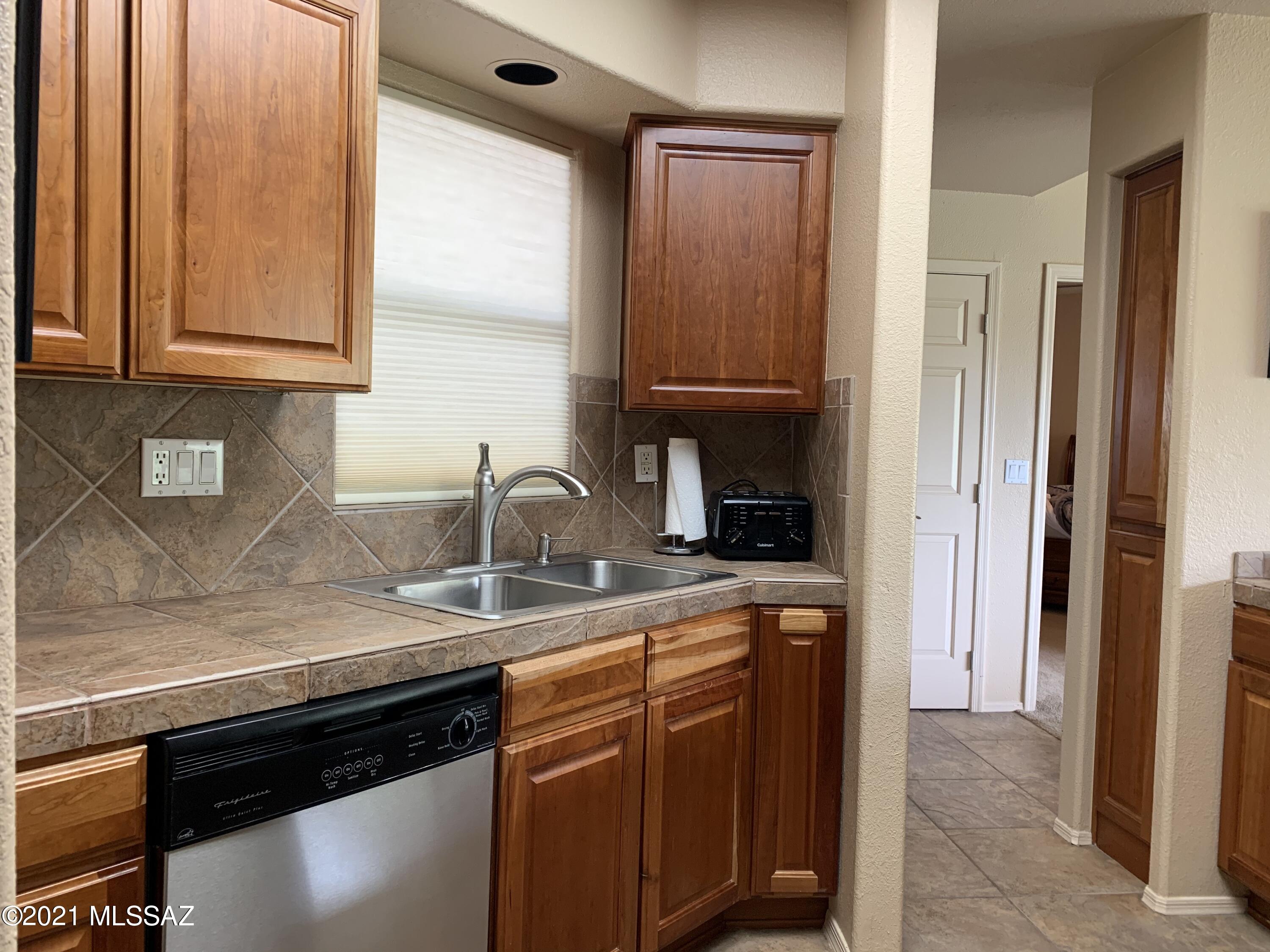 Canyon View At Ventana Condominium (1-264) - Residential Lease