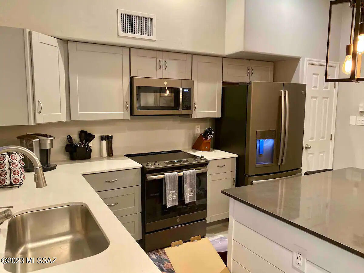 Hedrick Acreage NO 2 - Residential Income
