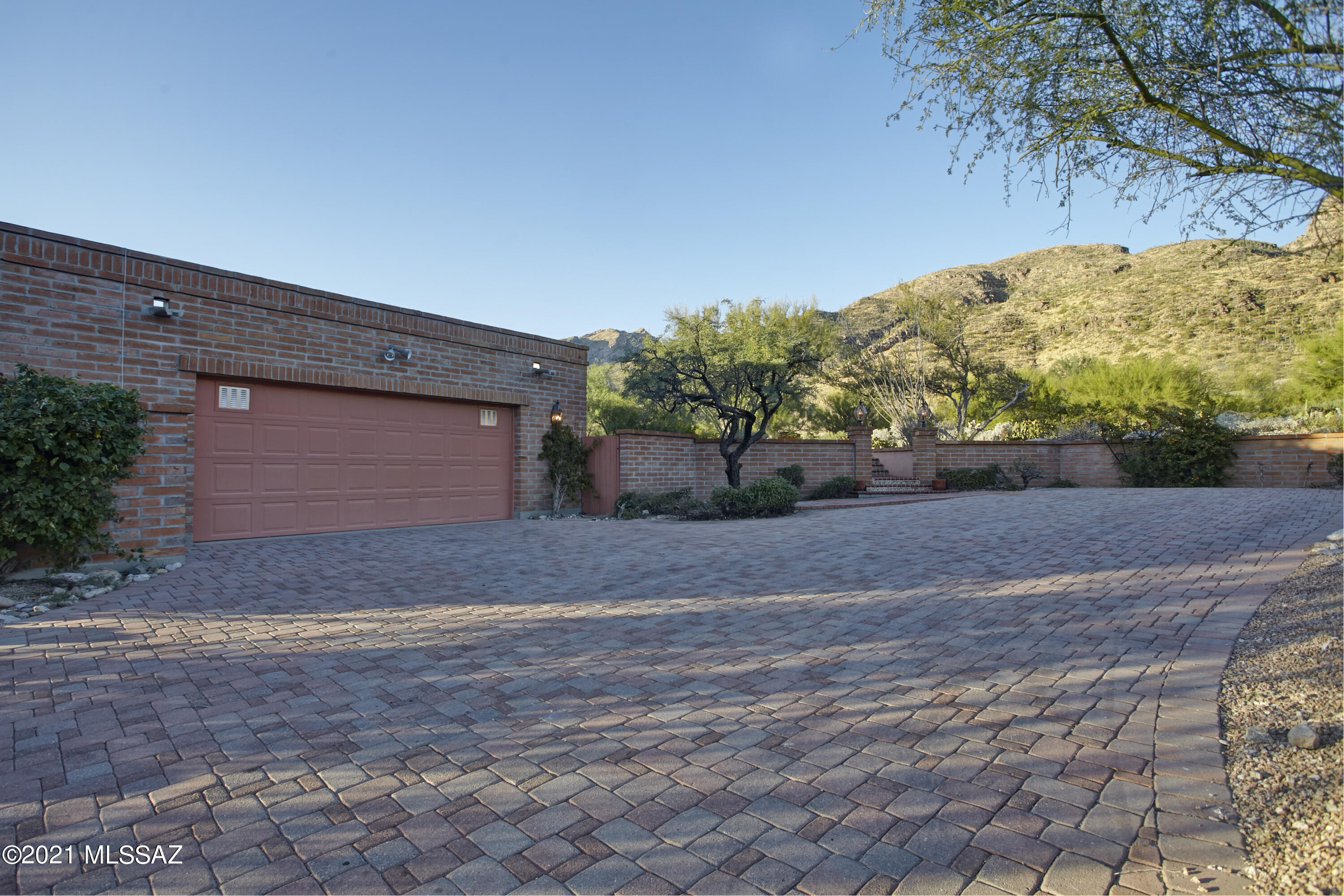 Sin Vacas (1-127 & 129-235) - Residential