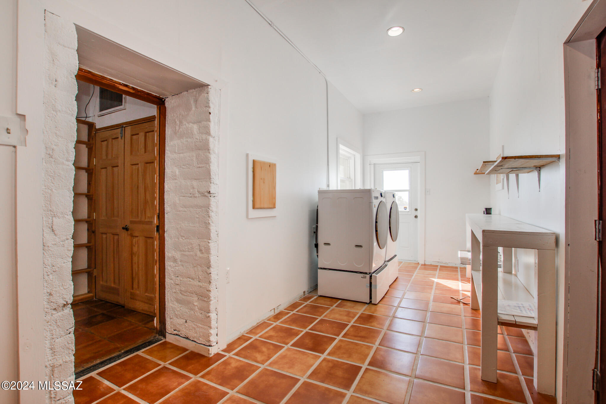 New Tucson Unit NO. 6 (1-75) - Residential