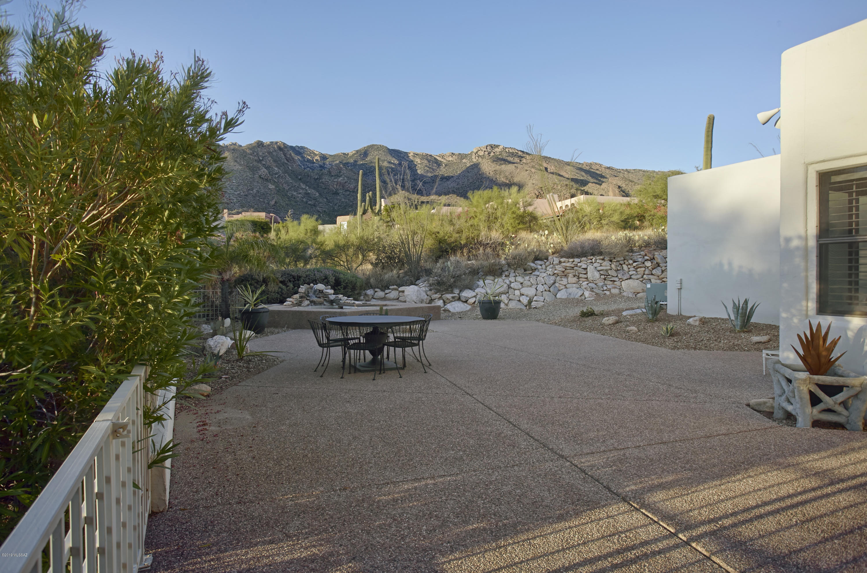 Finisterra (1-210) - Residential